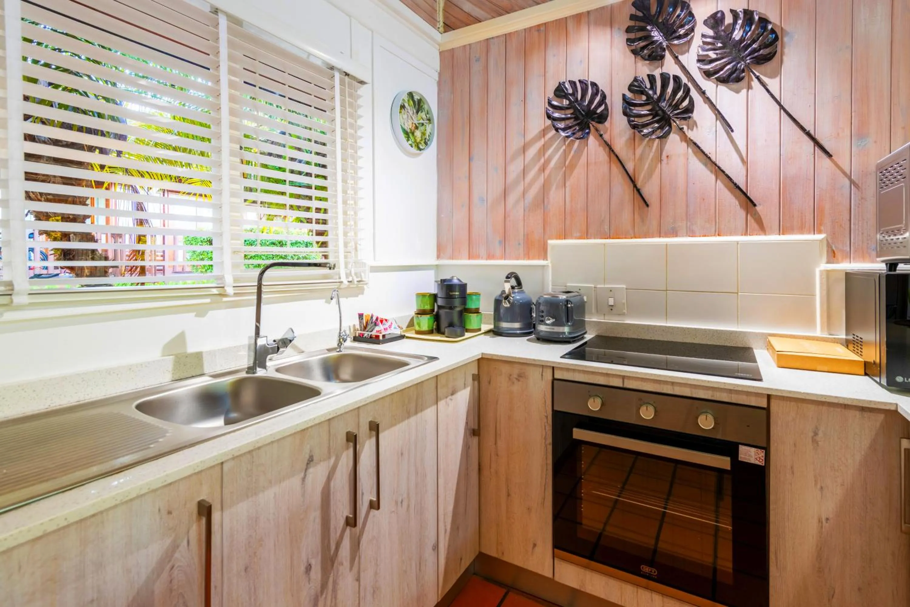 Coffee/tea facilities in Knysna River Club by First Private Stays