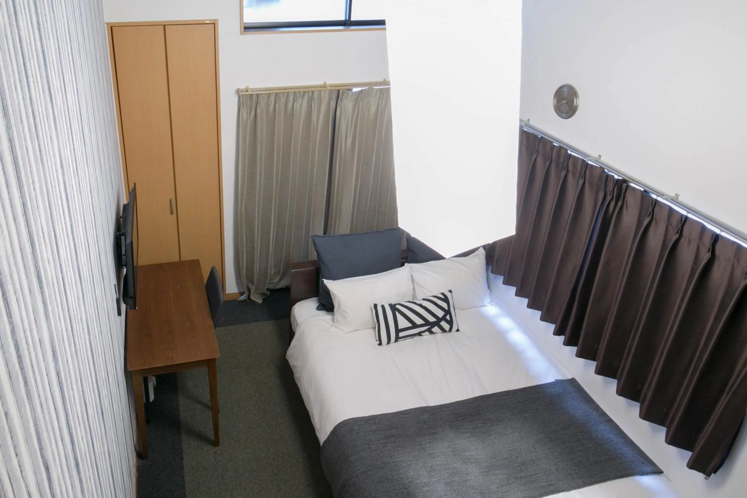 Bed in Tranquille Sumiyoshi