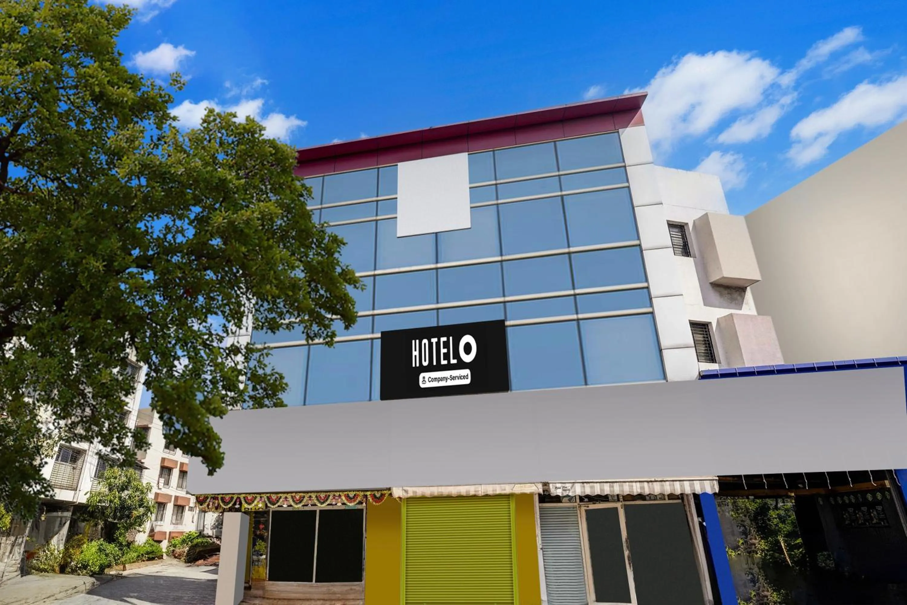 Facade/entrance in FabHotel Sahara Inn - Nr Vijay Mamta Theatre, Nashik Road