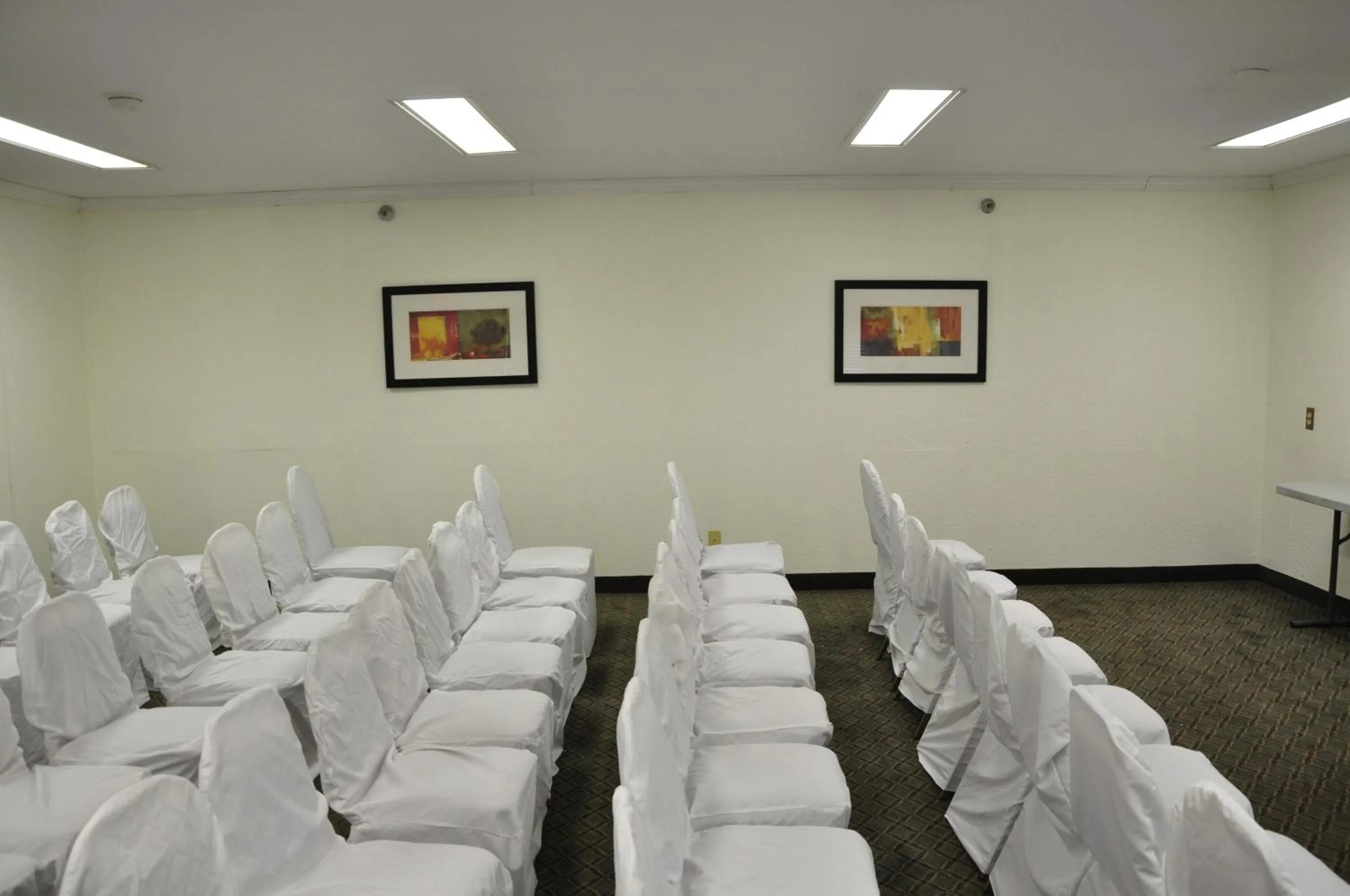 Meeting/conference room in Motel 6-Little Rock, AR - Airport