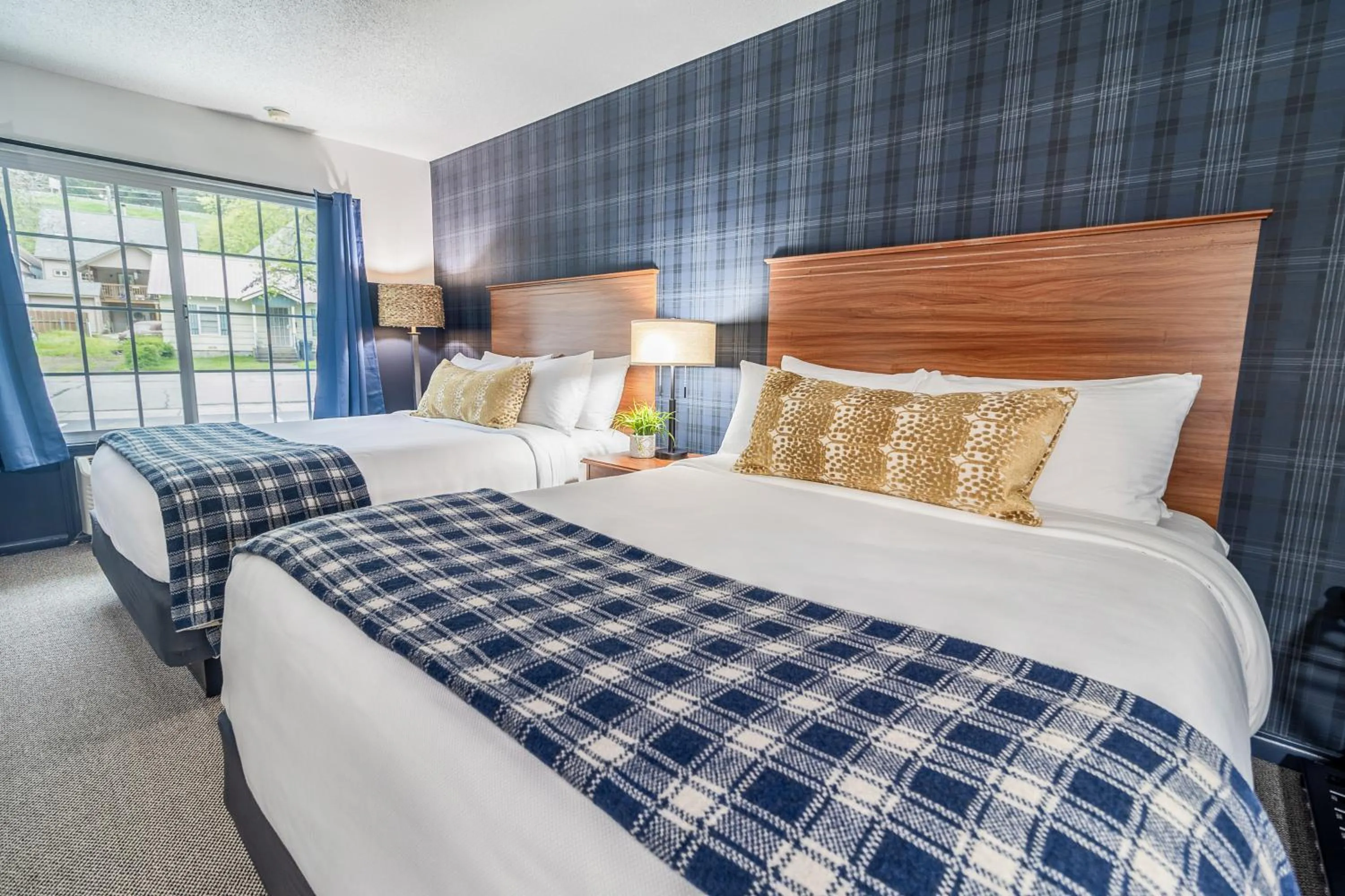 Bedroom, Bed in The Angler Lodge