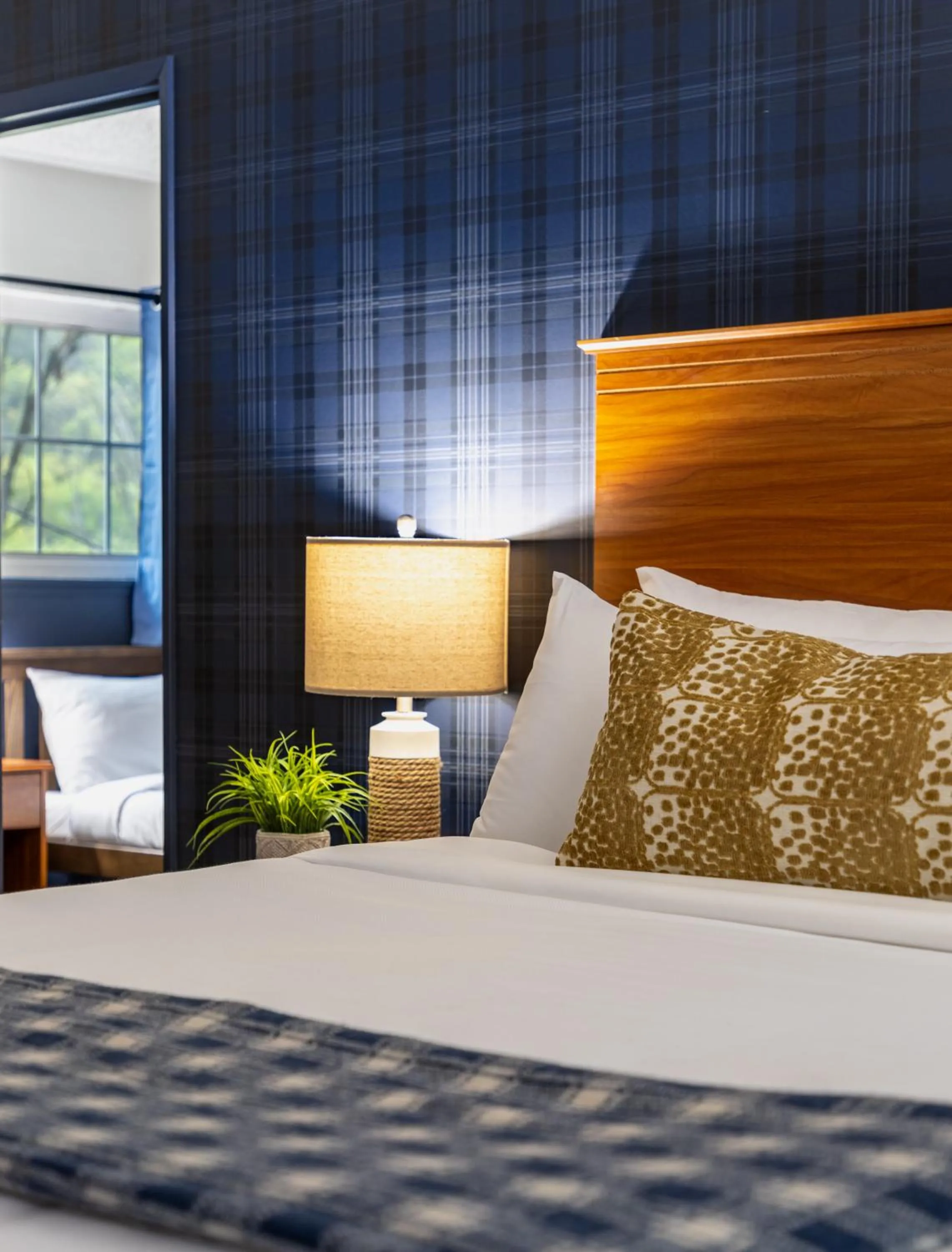 Decorative detail, Bed in The Angler Lodge