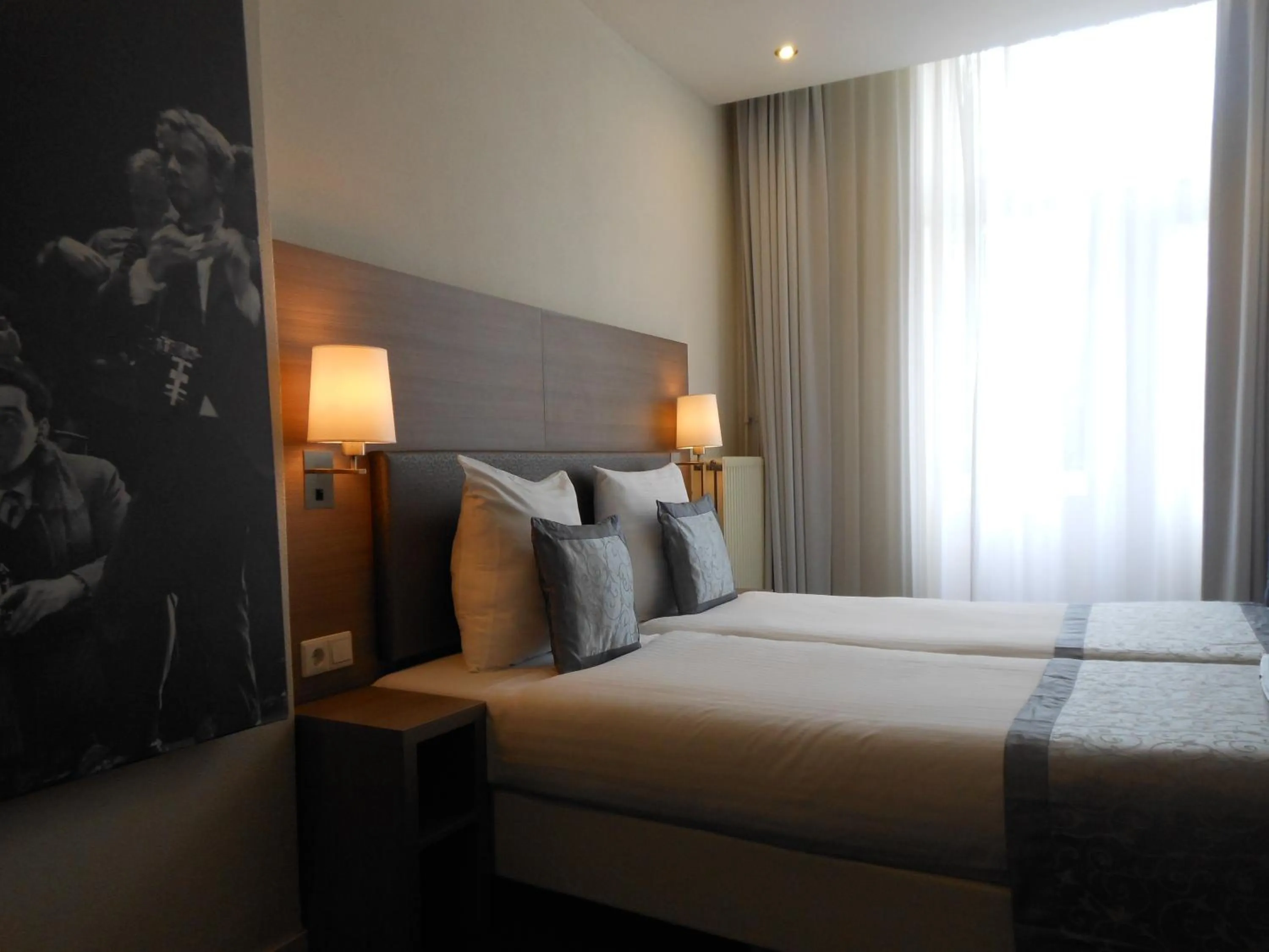 Bed in The Concert Hotel