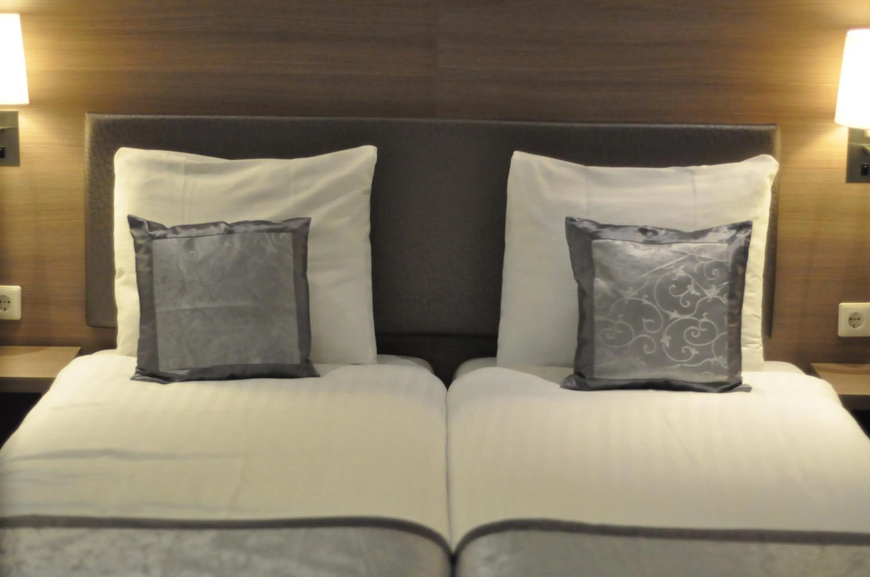 Bed in The Concert Hotel