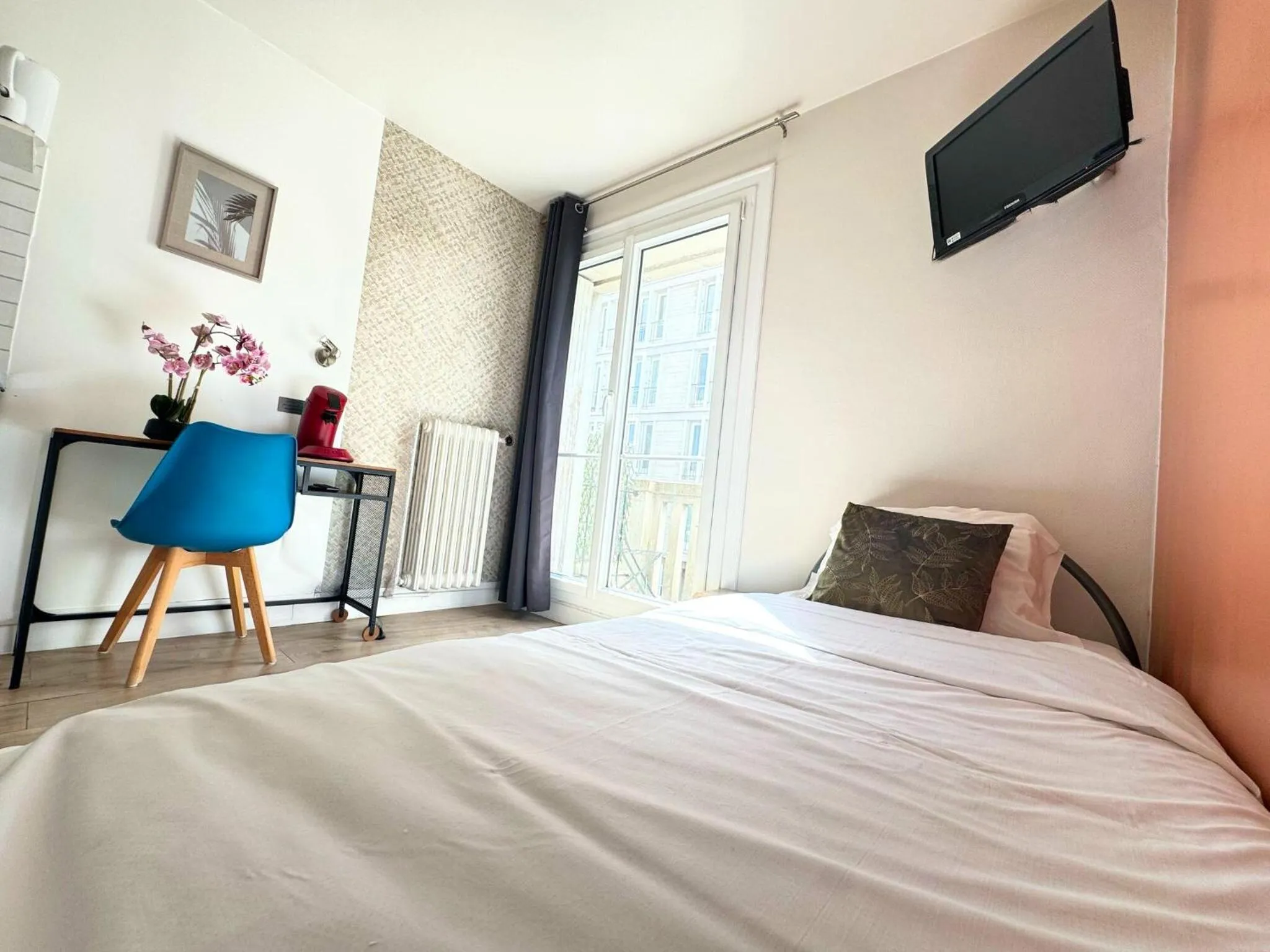 Bed in L'Escale Appartements et Suites en bord de Mer