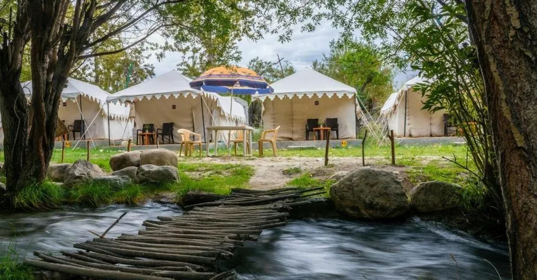 Royal Deluxe Camp & Resort, Hunder- Nubra