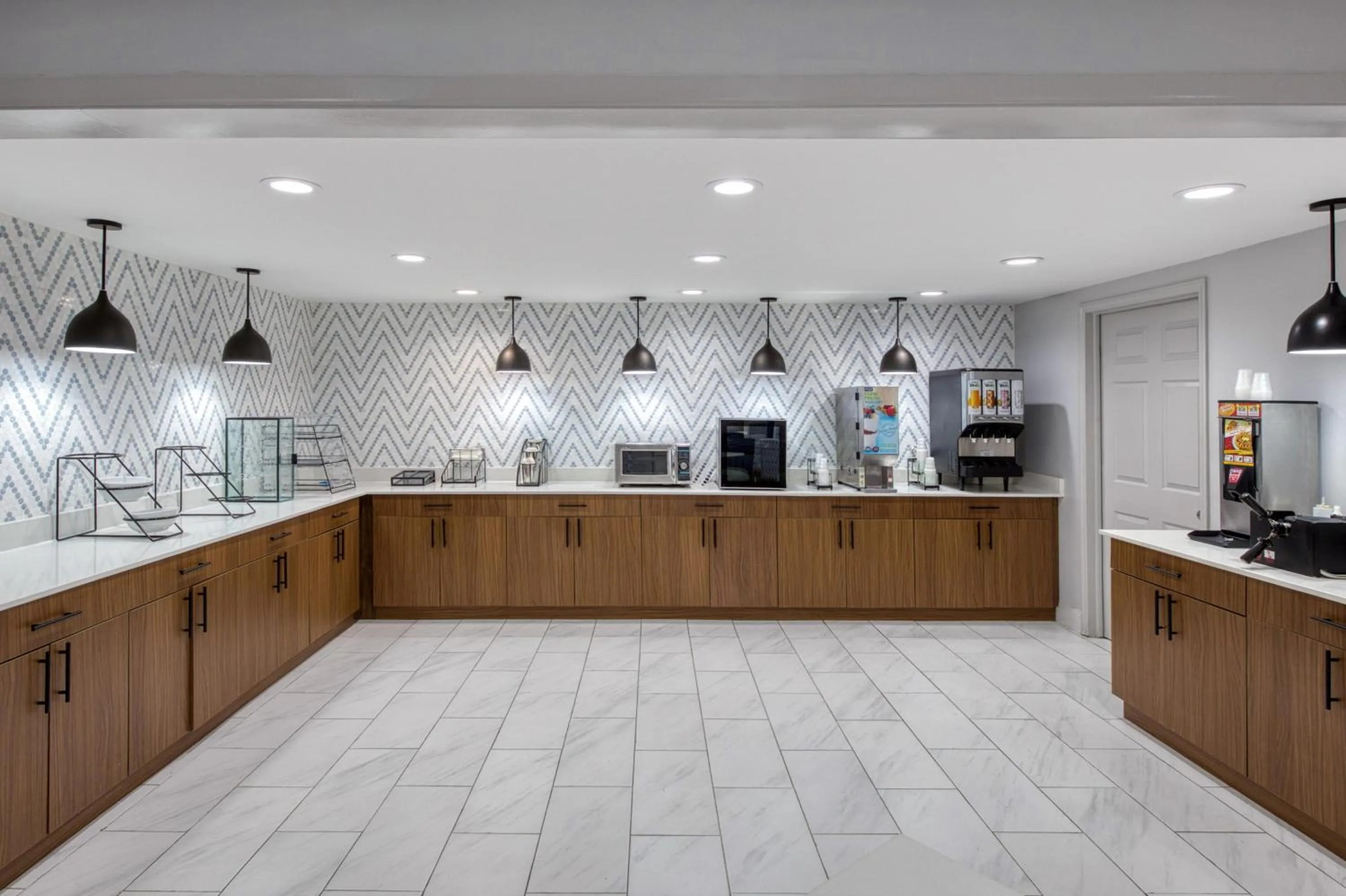 Breakfast in Best Western Greensboro Coliseum Inn