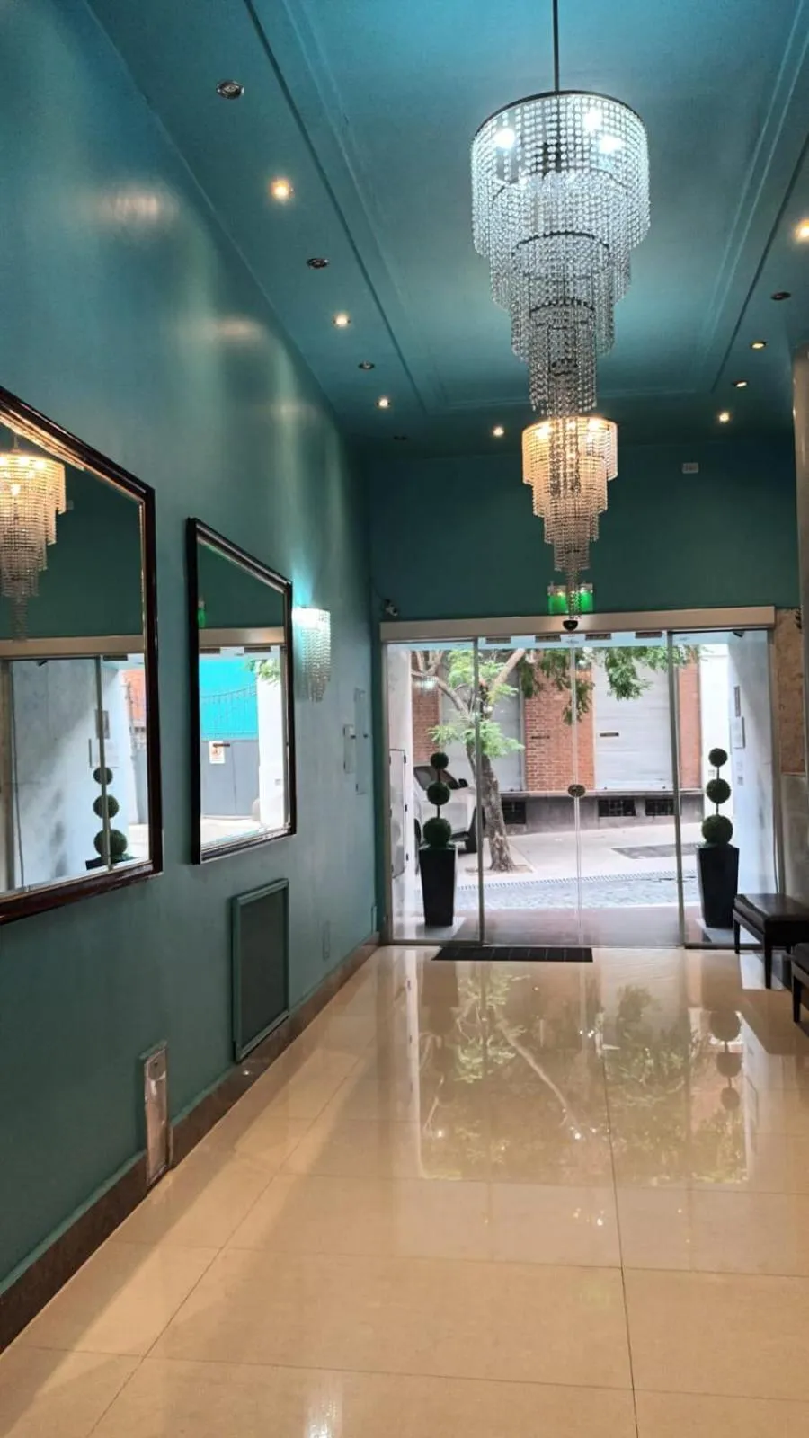 Lobby or reception in Hotel Tres Sargentos