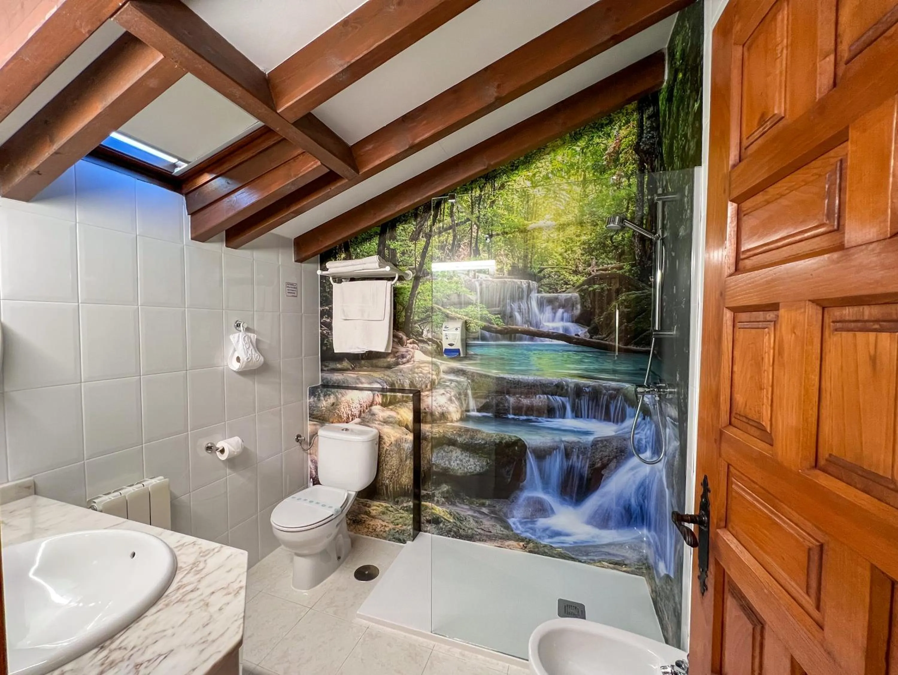 Shower in Posada Araceli