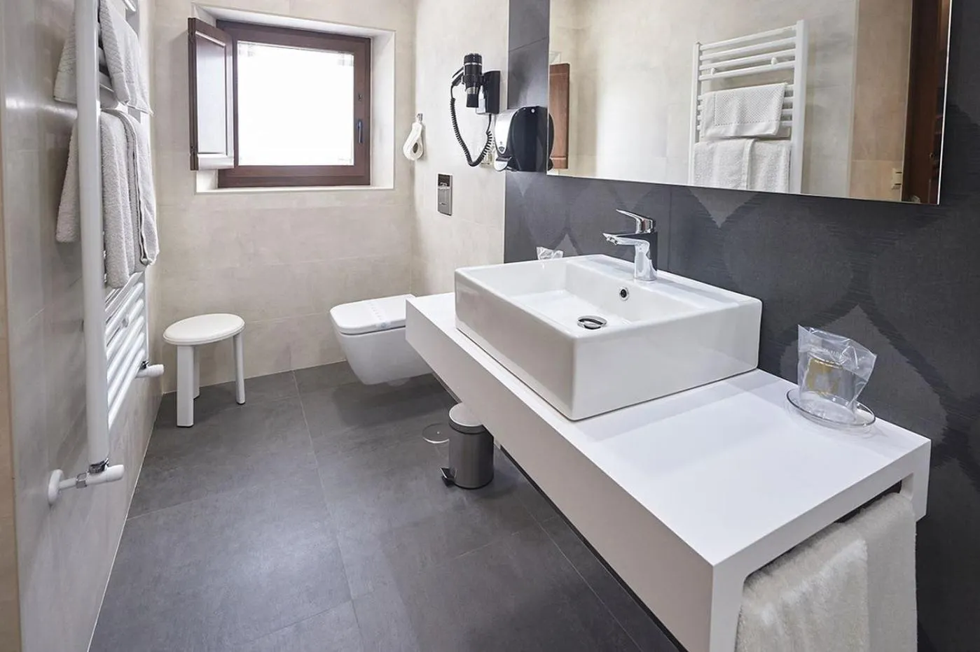 Shower in Posada Araceli