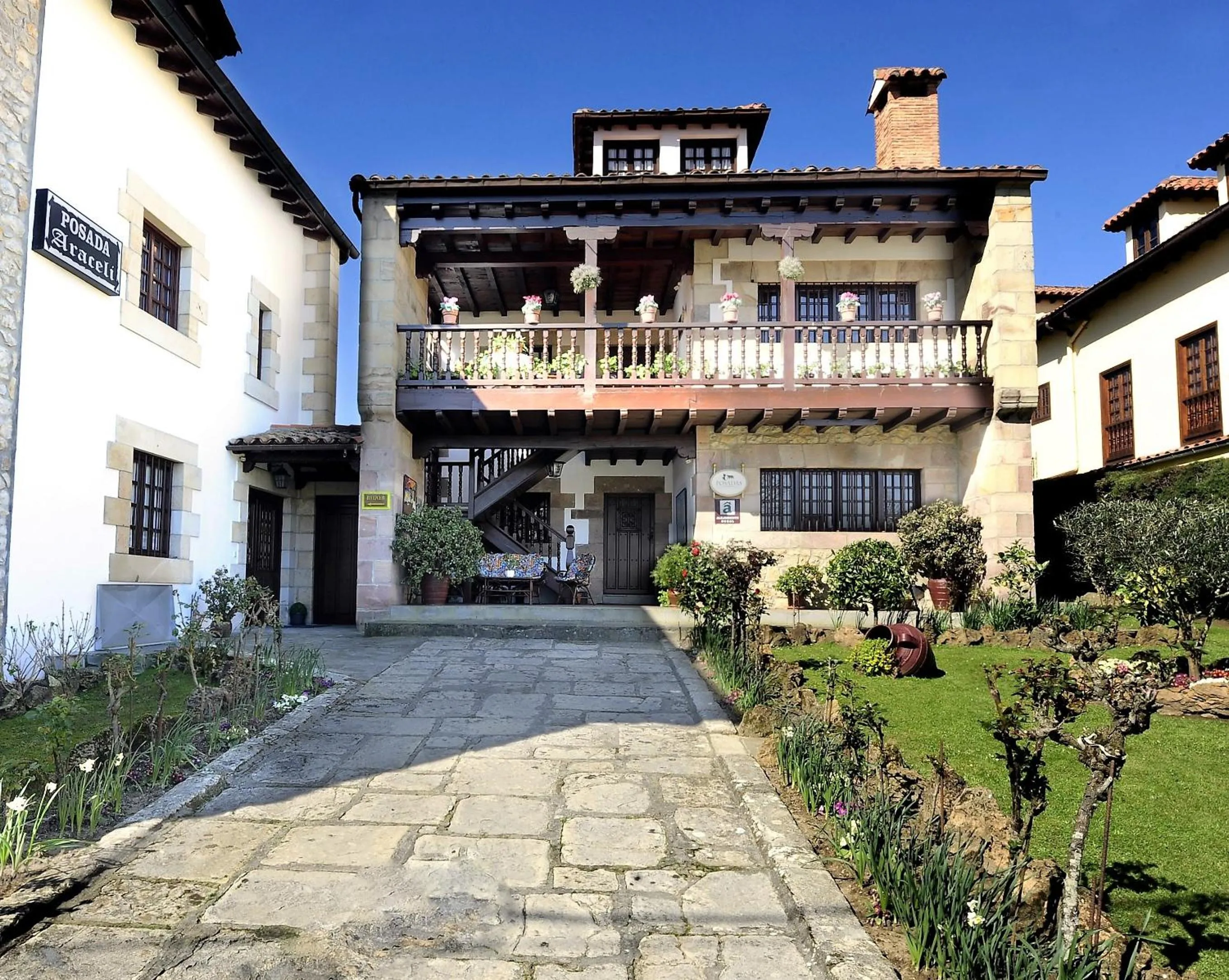 Facade/entrance in Posada Araceli