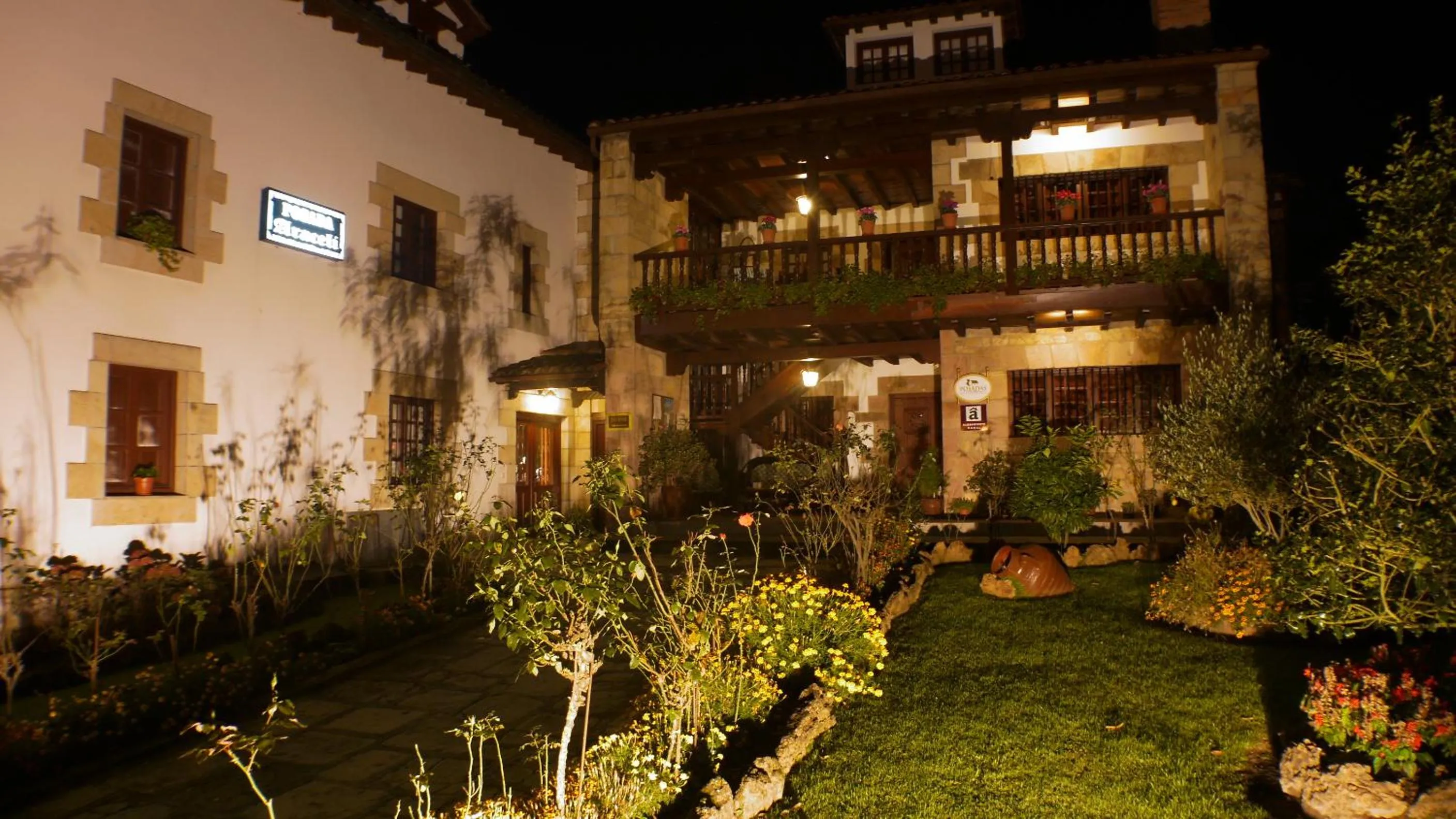Facade/entrance in Posada Araceli