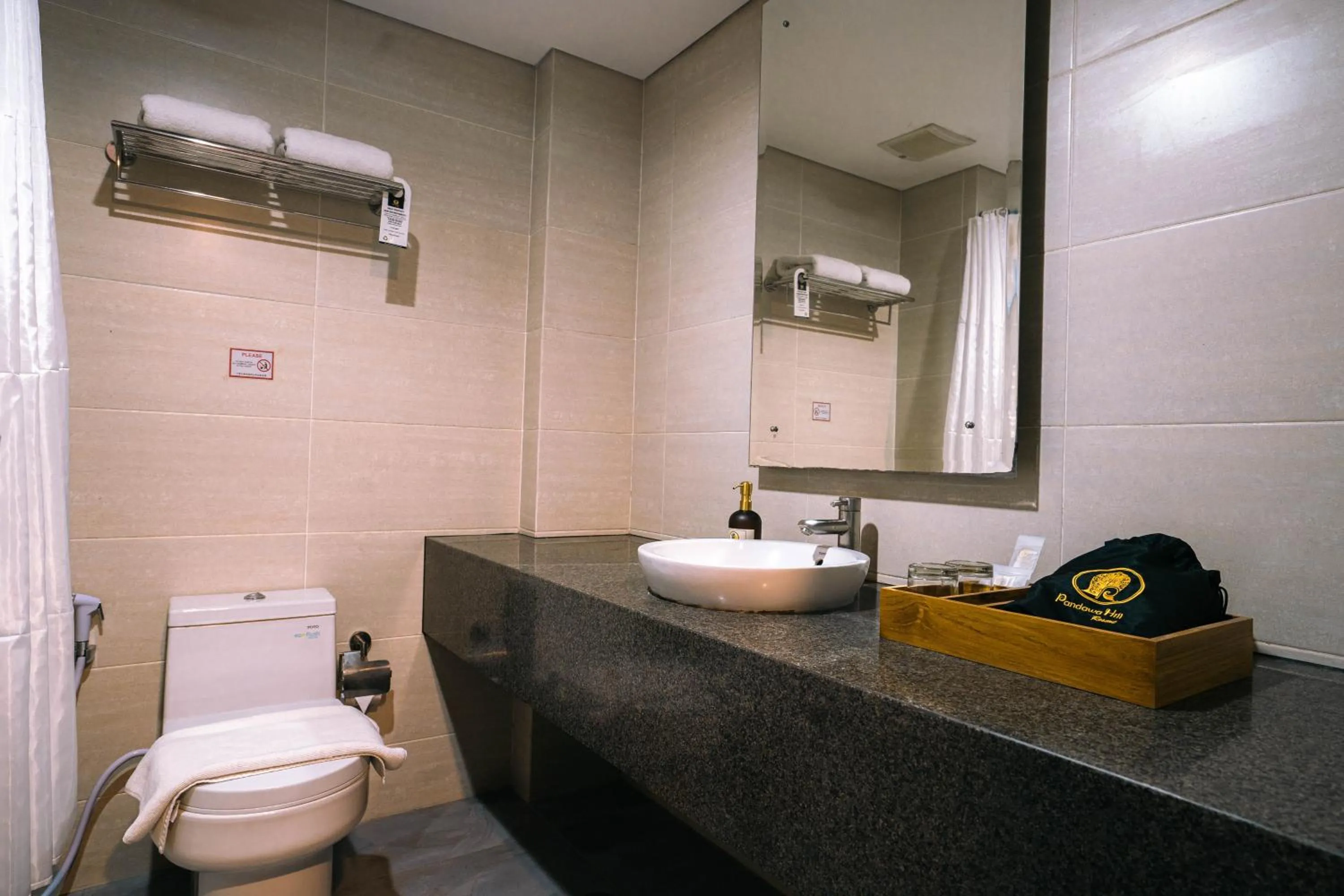 Bathroom in Pandawa Hill Resort