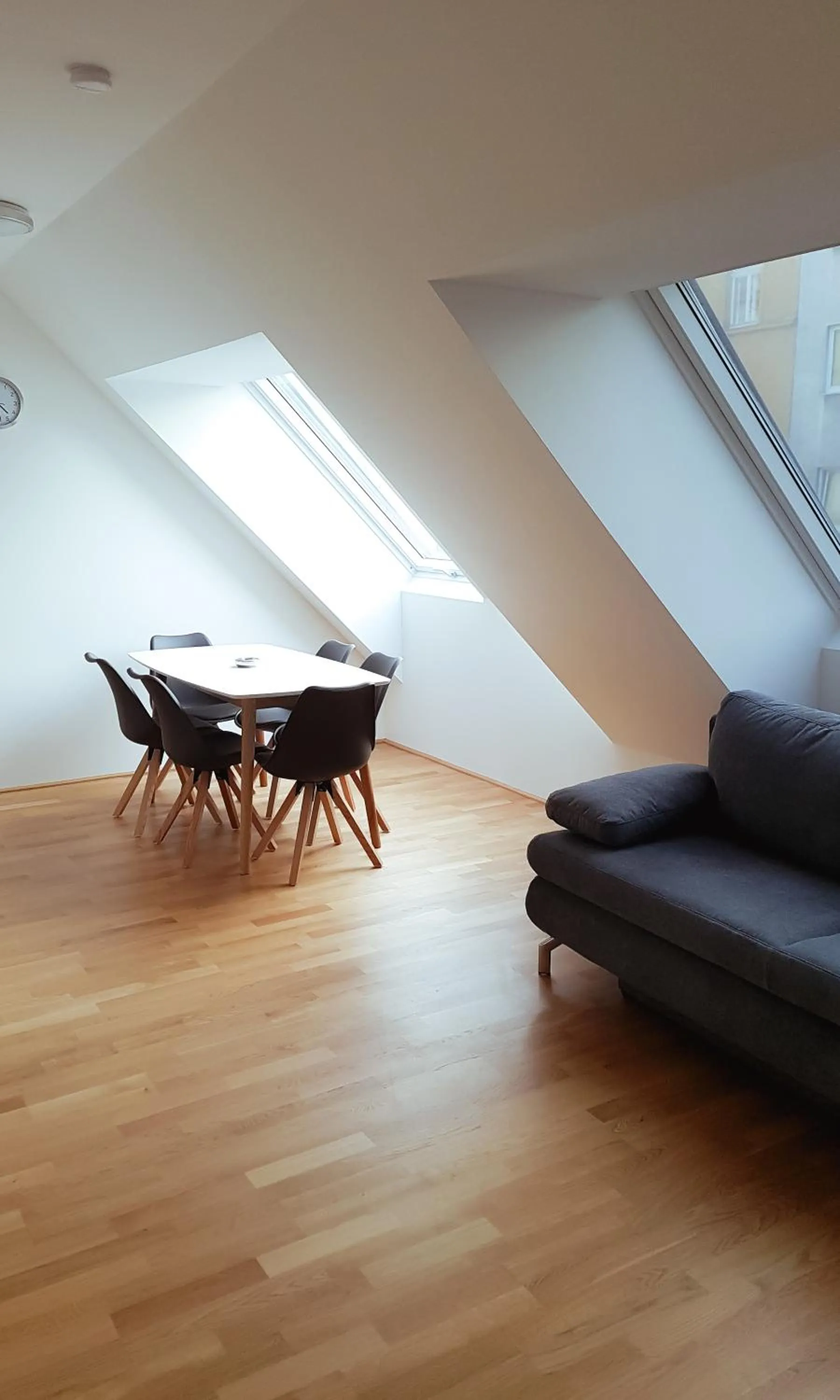 Living room in 4 Beds and More Vienna Apartments - Contactless check-in