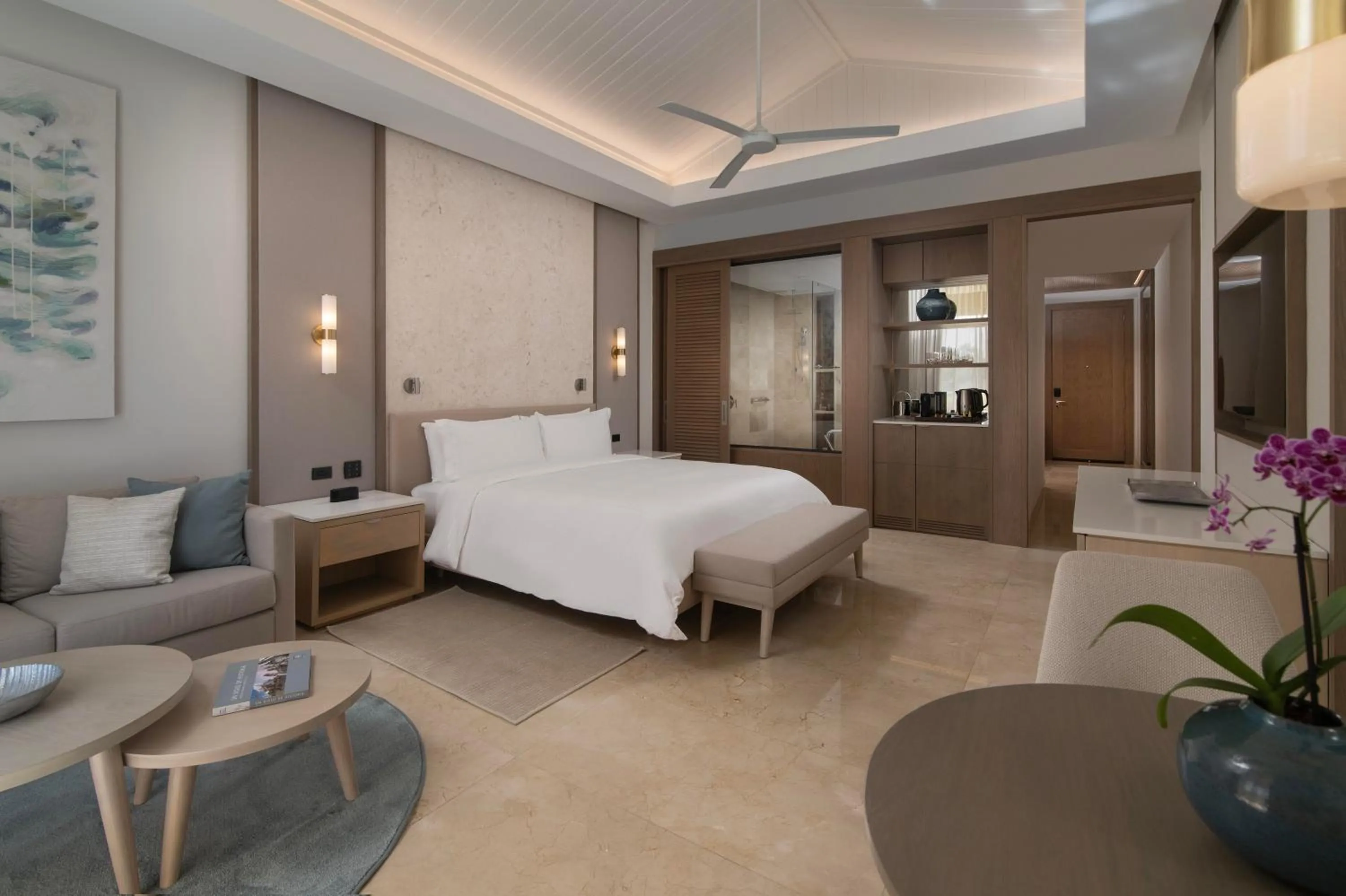 Seating area, Bed in Casa de Campo Resort & Villas