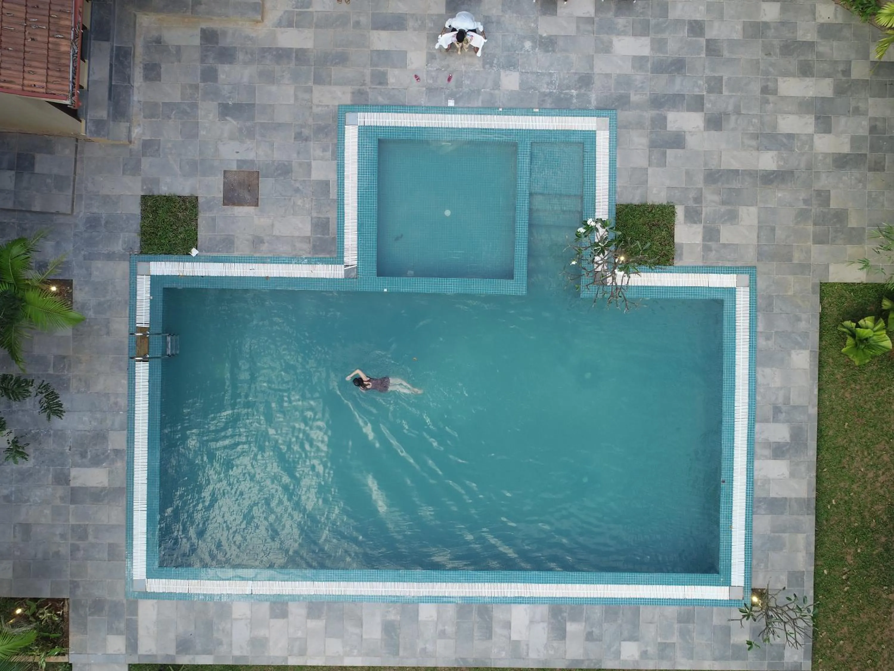 Swimming pool in Raindrops Resorts Wayanad