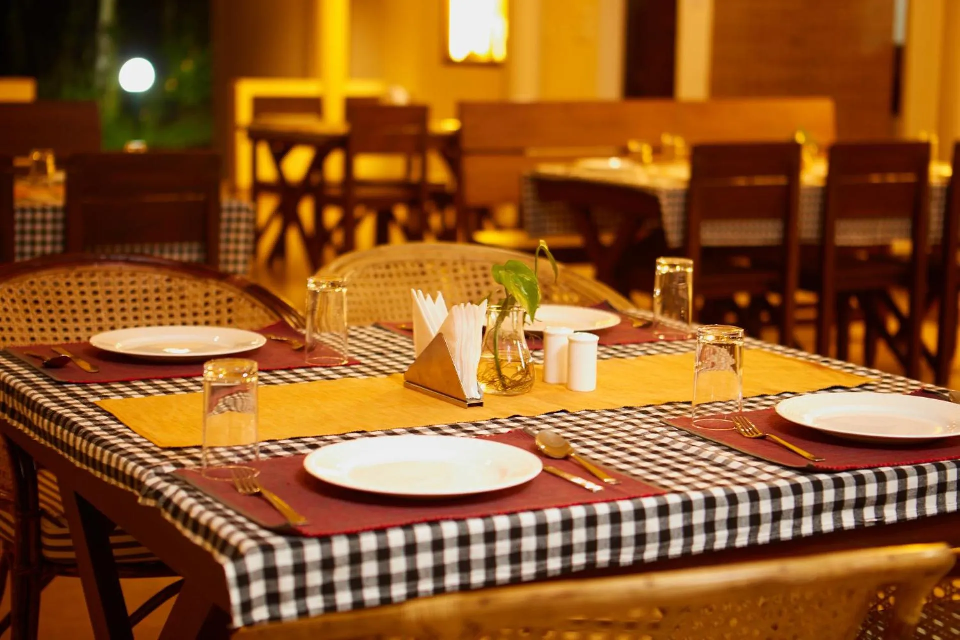 Restaurant/places to eat in Raindrops Resorts Wayanad