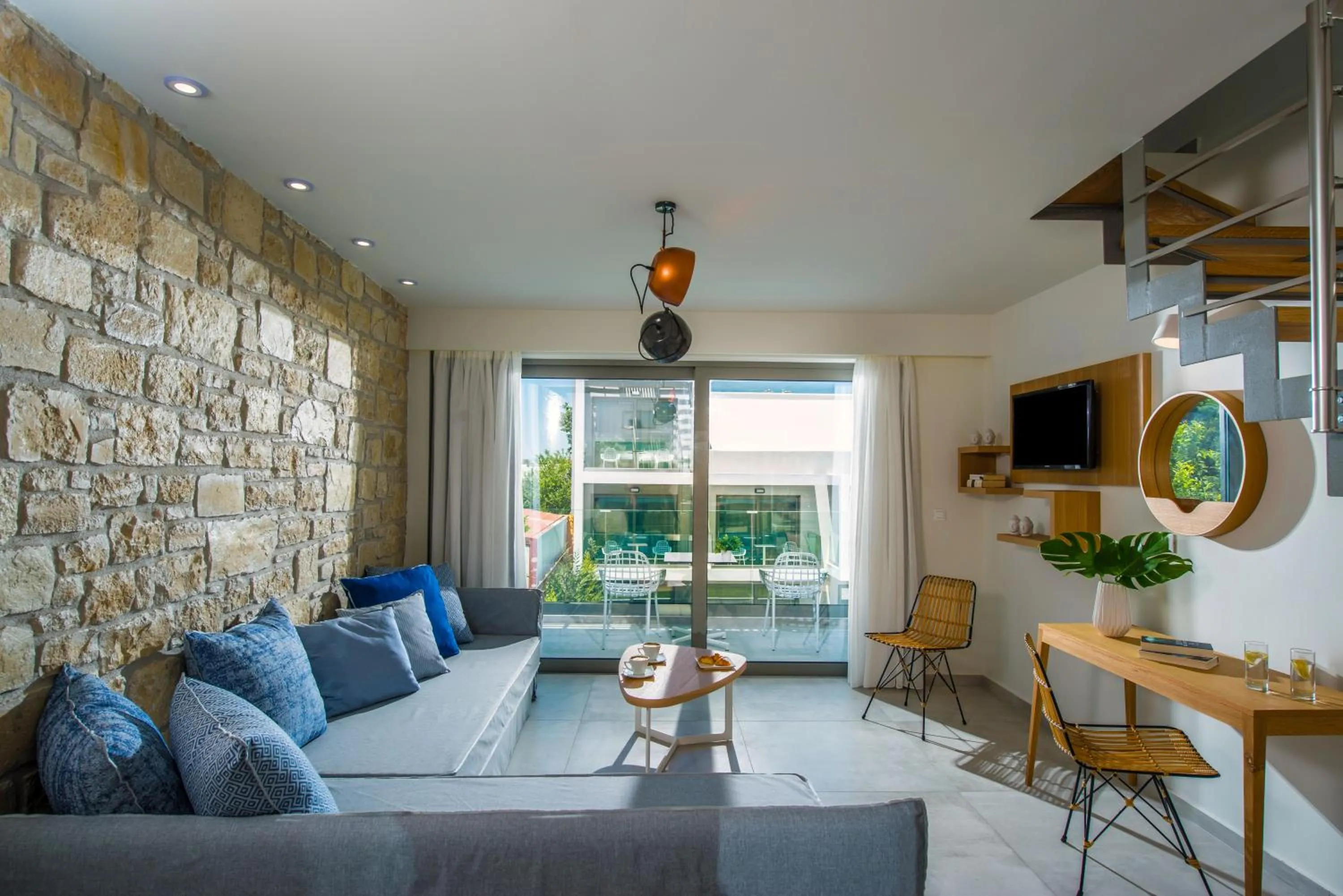 TV and multimedia in Mary Hotel & Mary Royal Suites