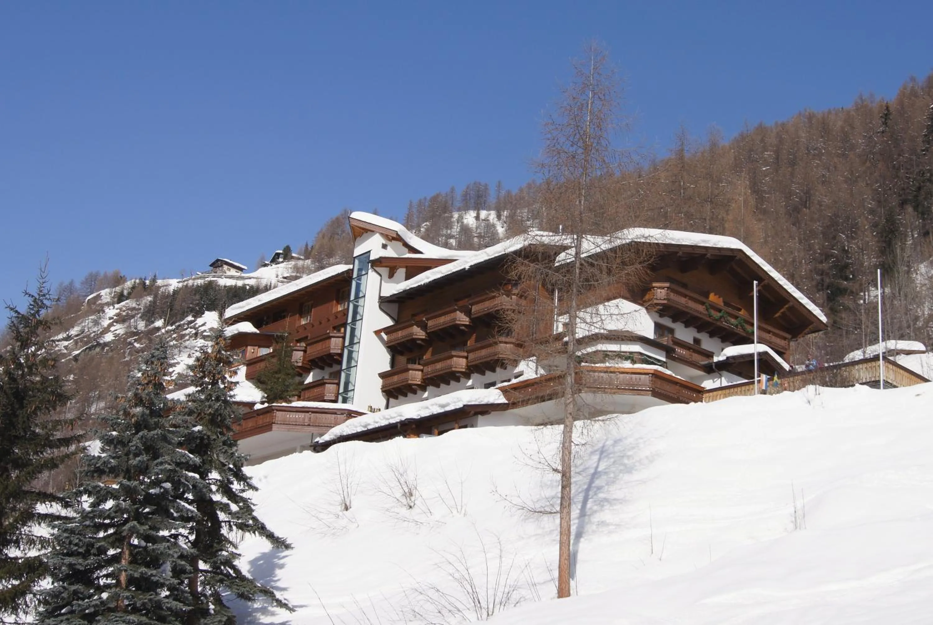 Property building in Alpin Panoramahotel Lärchenhof