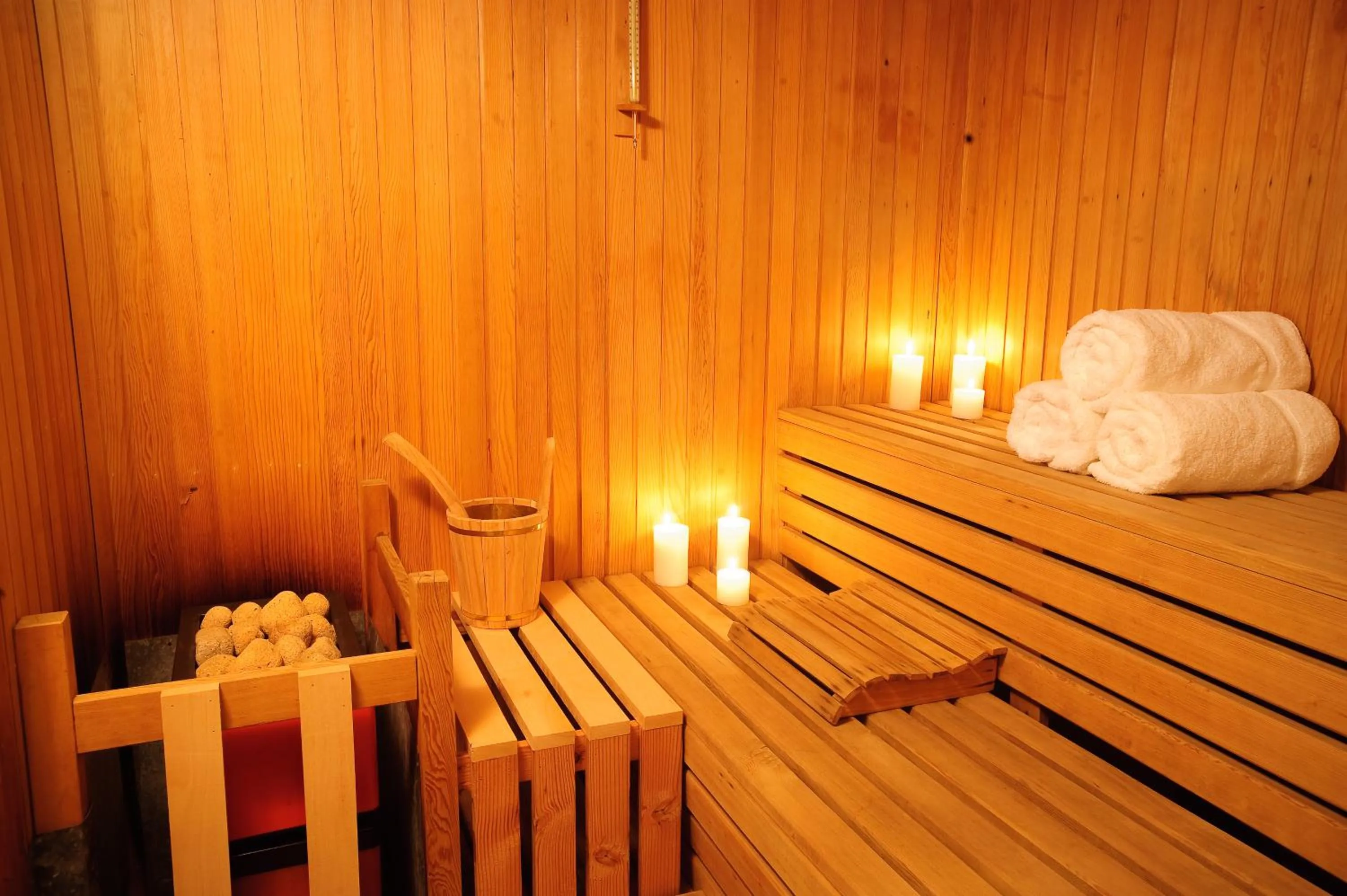 Sauna in Hostería Antares Patagonia by Visionnaire