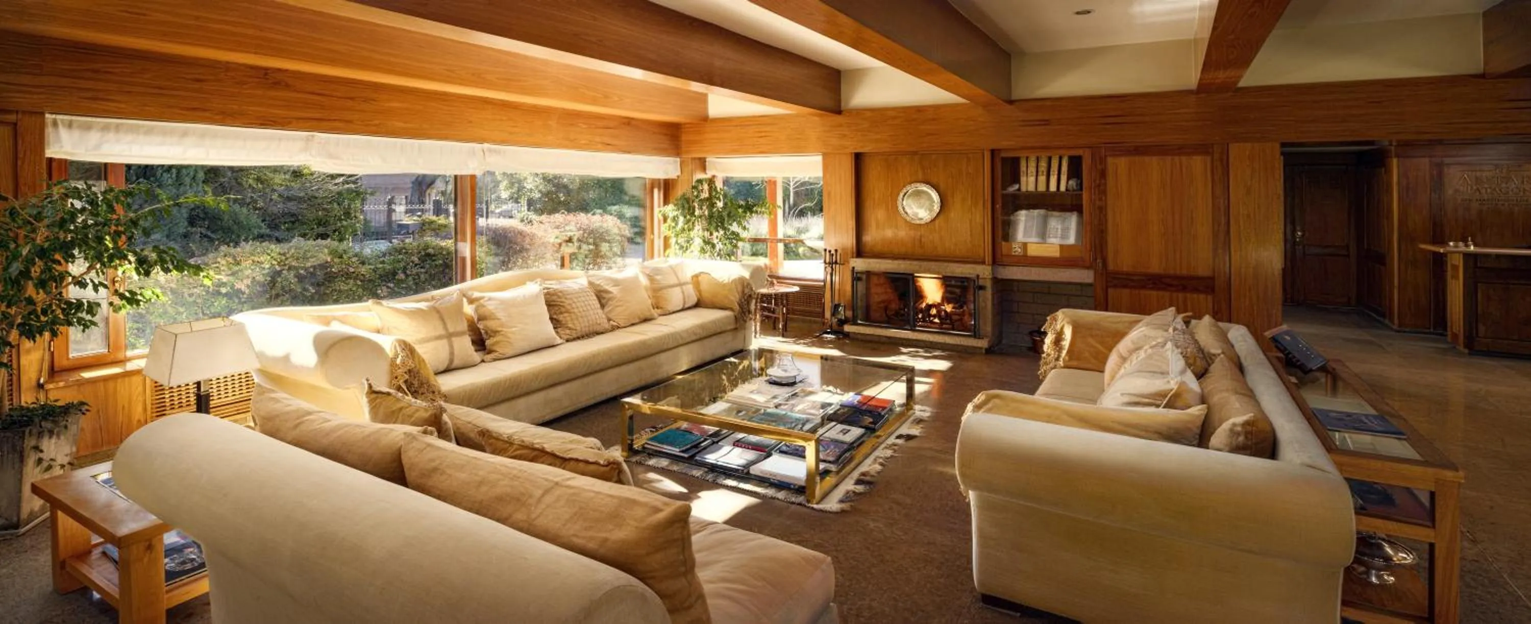 Hostería Antares Patagonia by Visionnaire