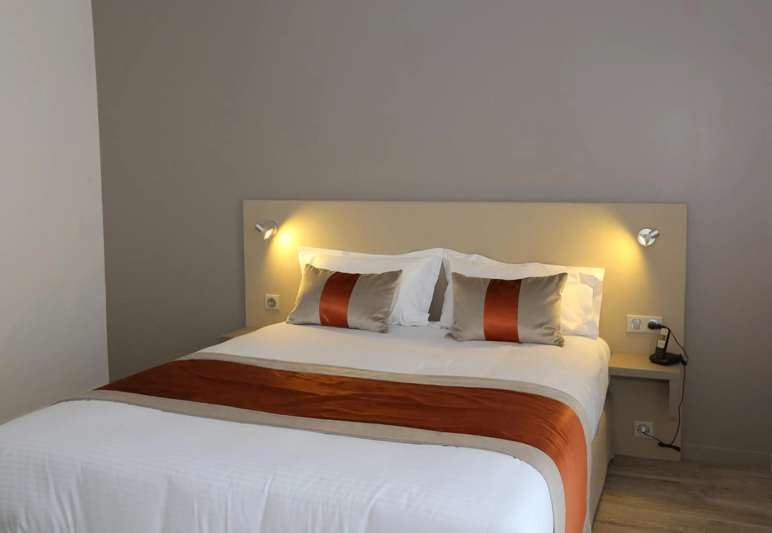 Bedroom, Bed in Les Criquets Hôtel & Spa