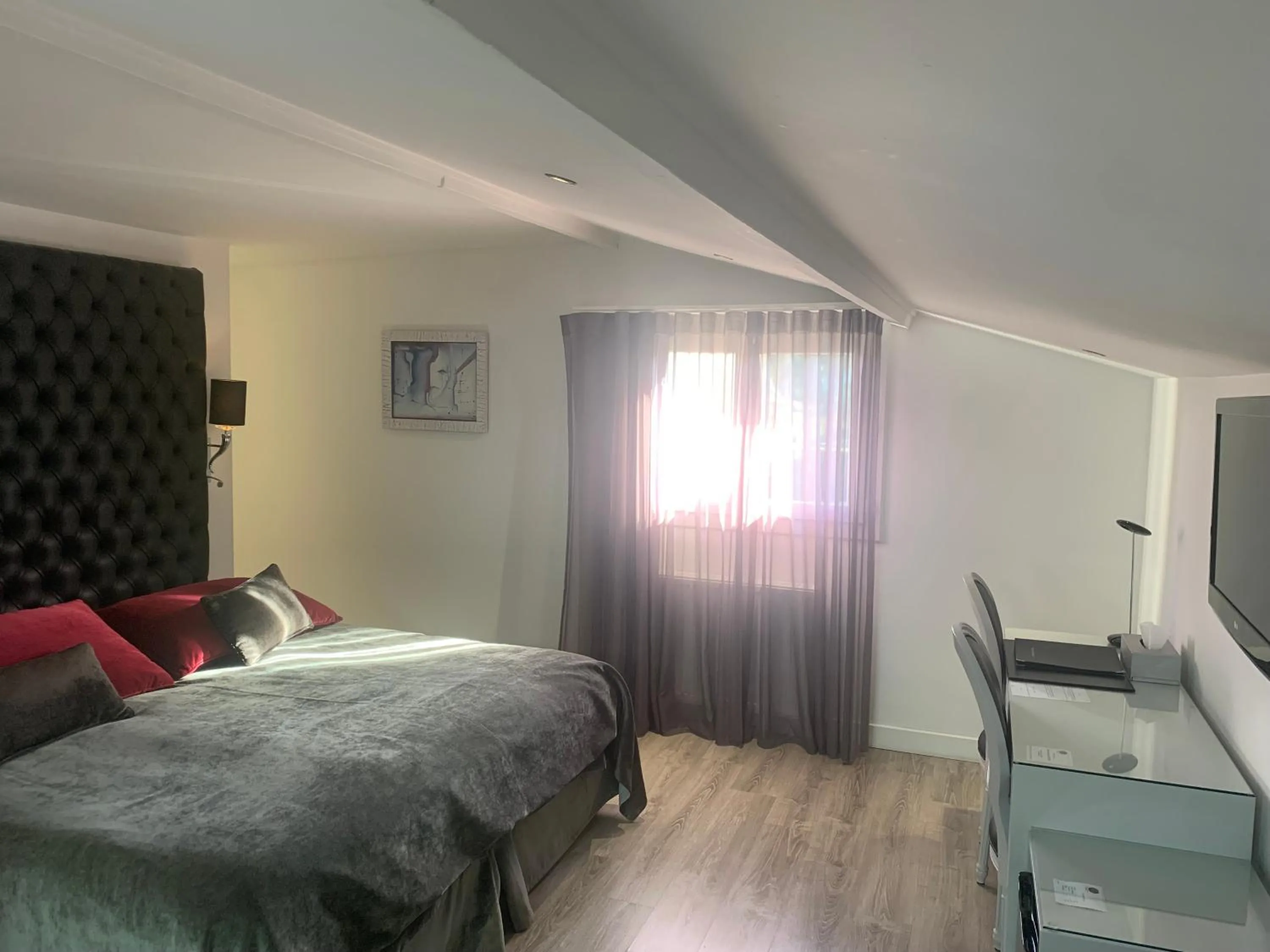 Photo of the whole room, Bed in Les Criquets Hôtel & Spa