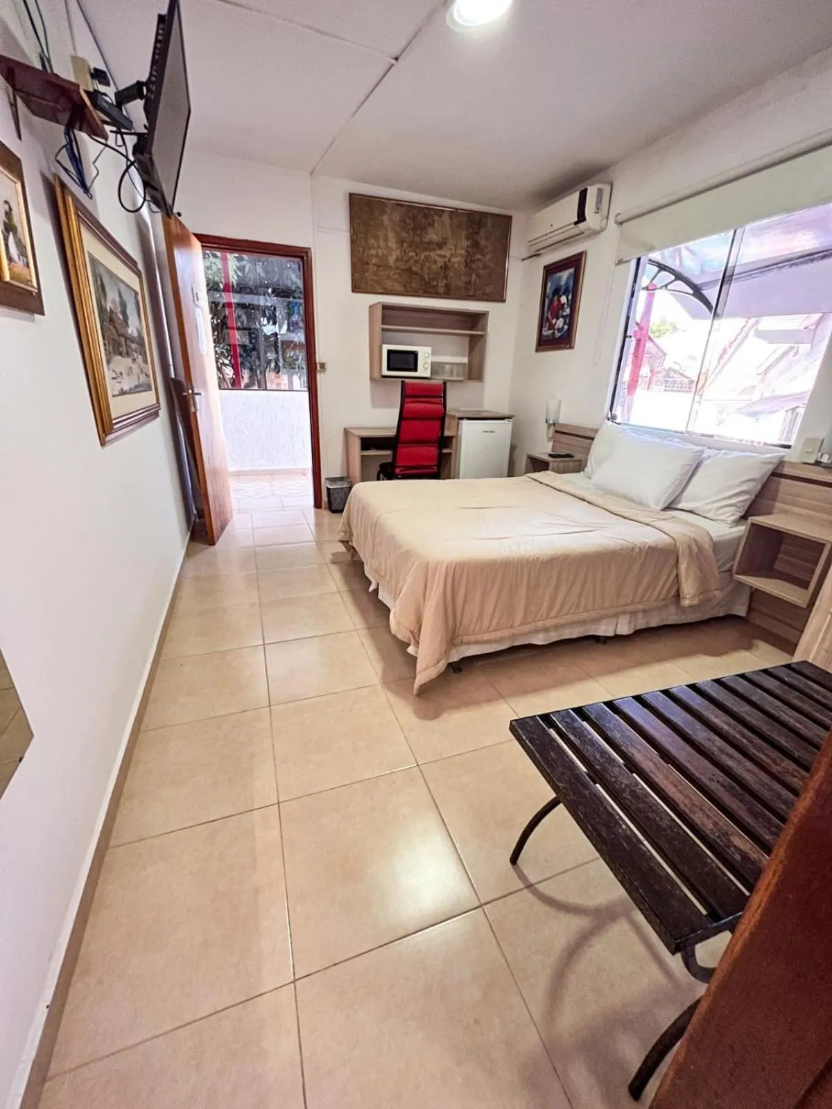 Bed in ApartHotel Maison Suisse