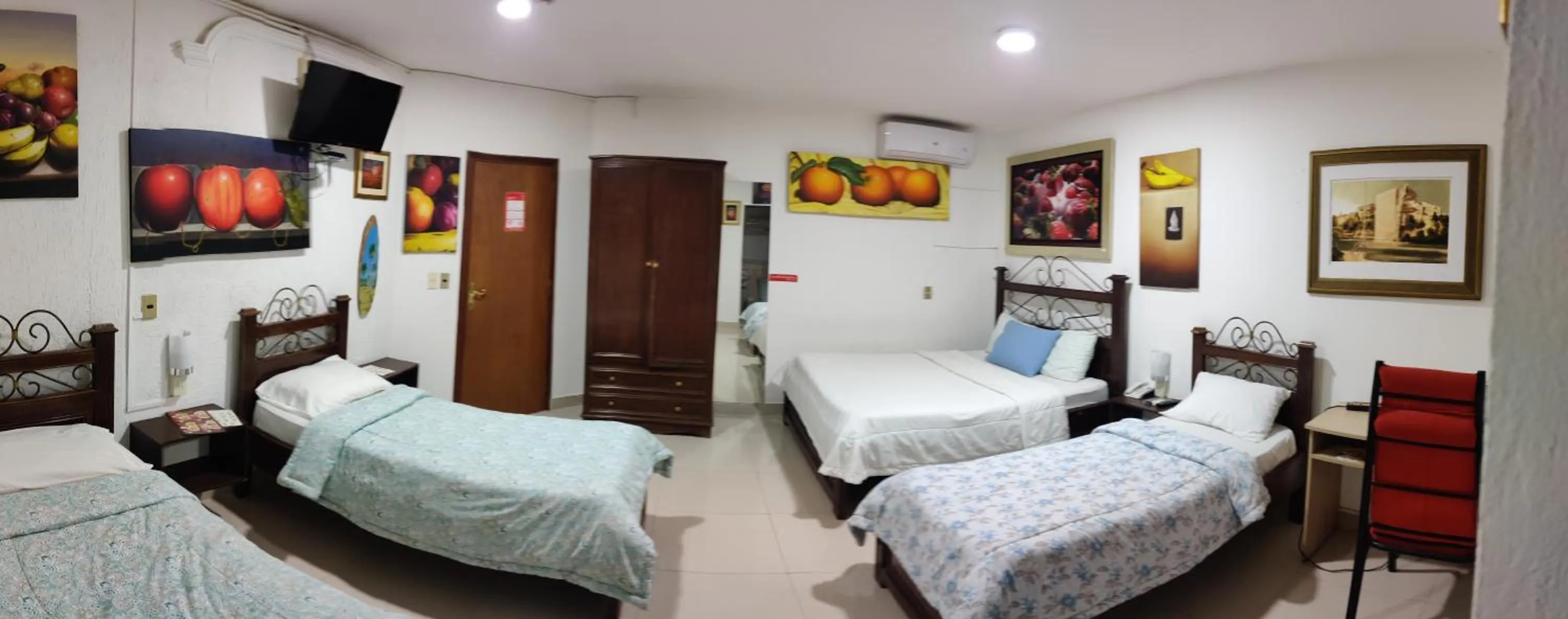 Bed in ApartHotel Maison Suisse