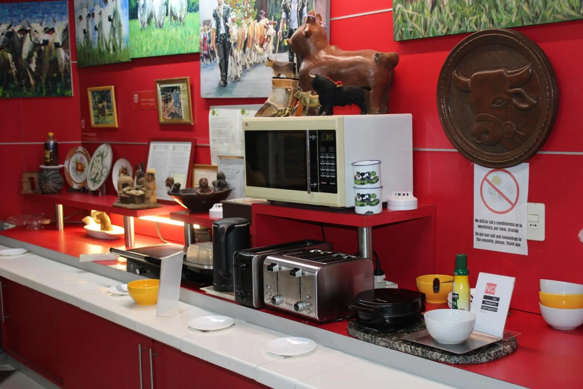 Breakfast in Aparthotel Maison Suisse