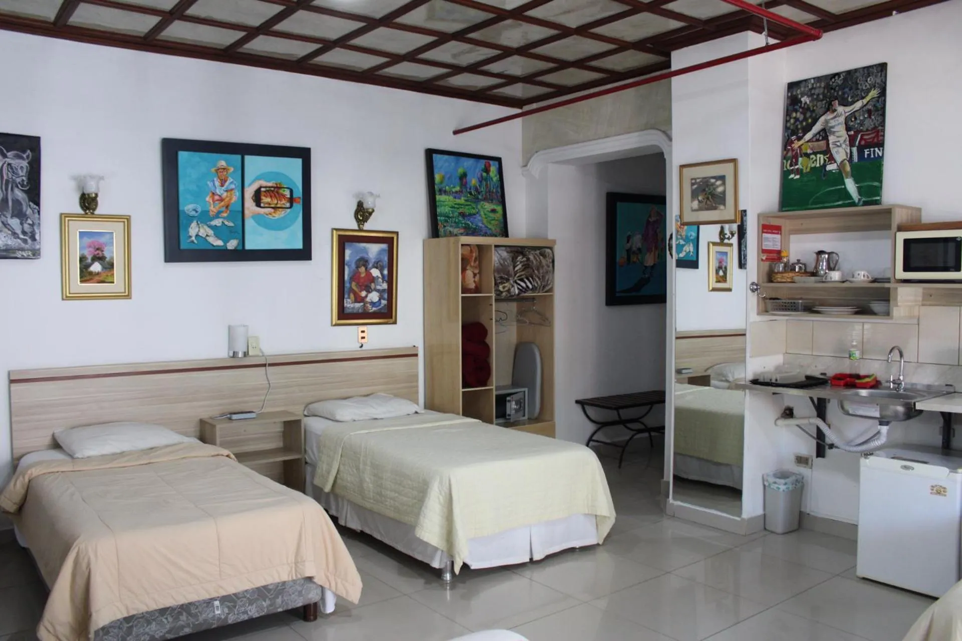 Photo of the whole room, Bed in Aparthotel Maison Suisse