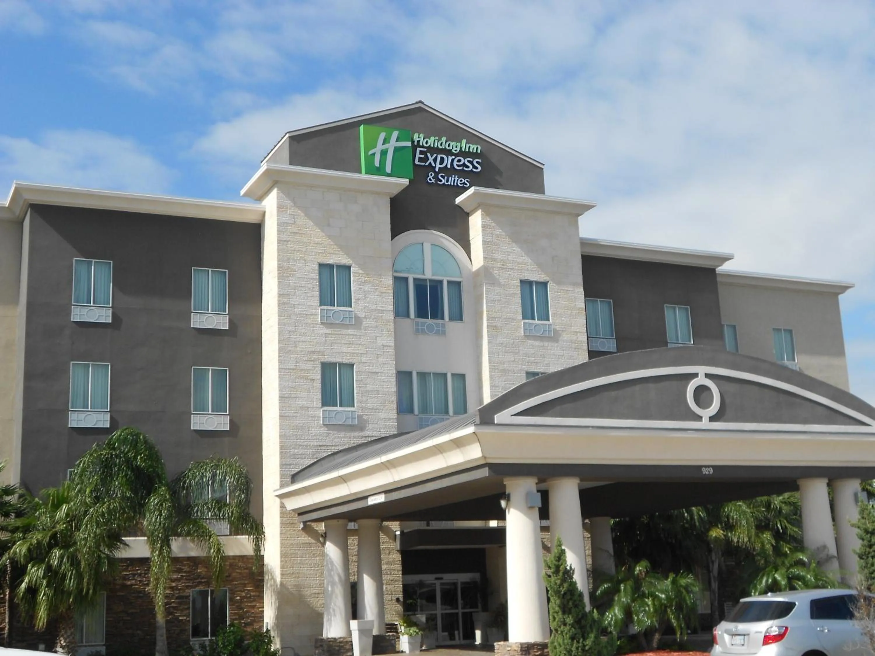 Property building in Holiday Inn Express & Suites Corpus Christi - North by IHG