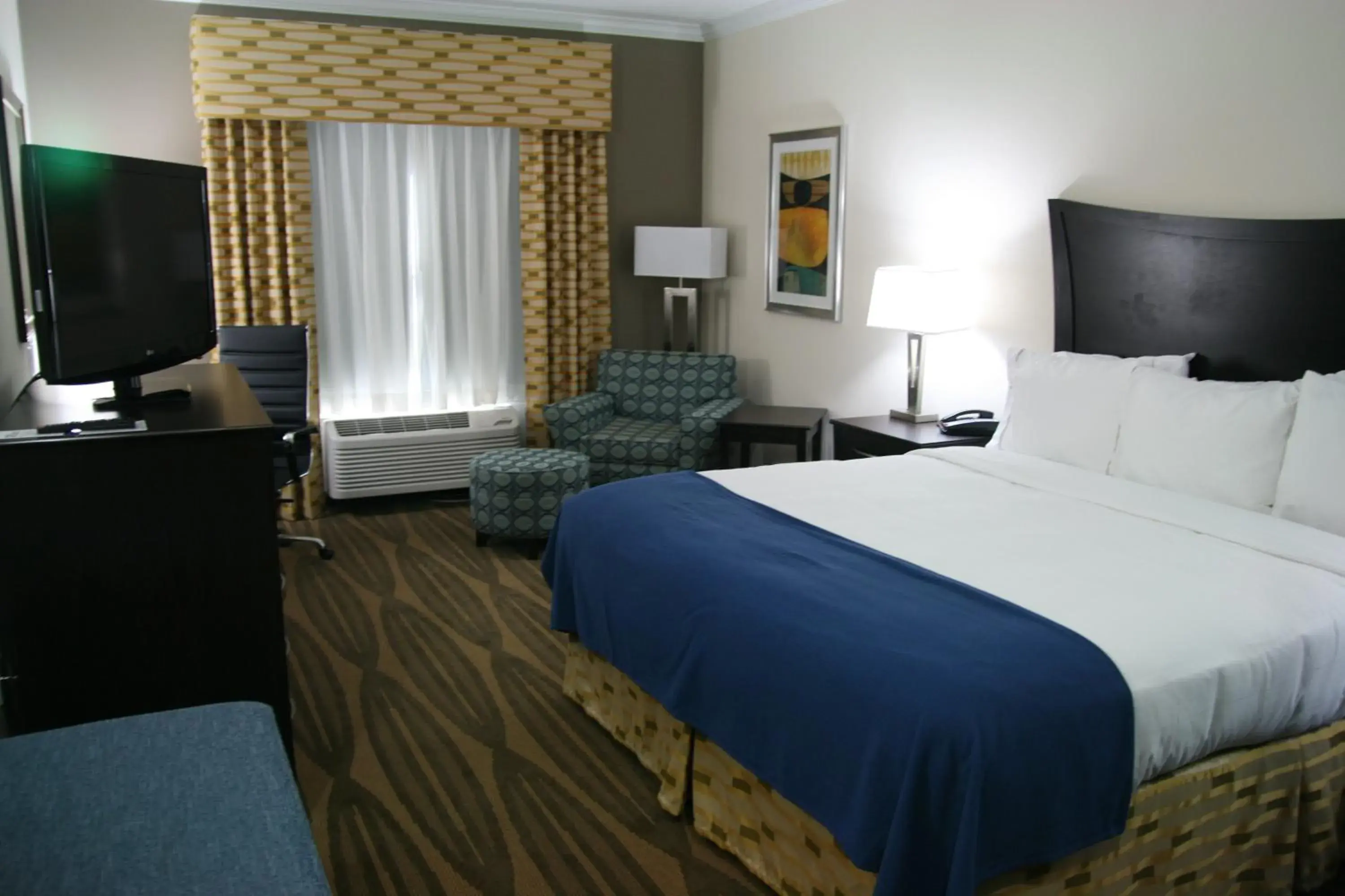 Standard King Room in Holiday Inn Express & Suites Corpus Christi - North by IHG Standard King Room in Holiday Inn Express & Suites Corpus Christi - North by IHG