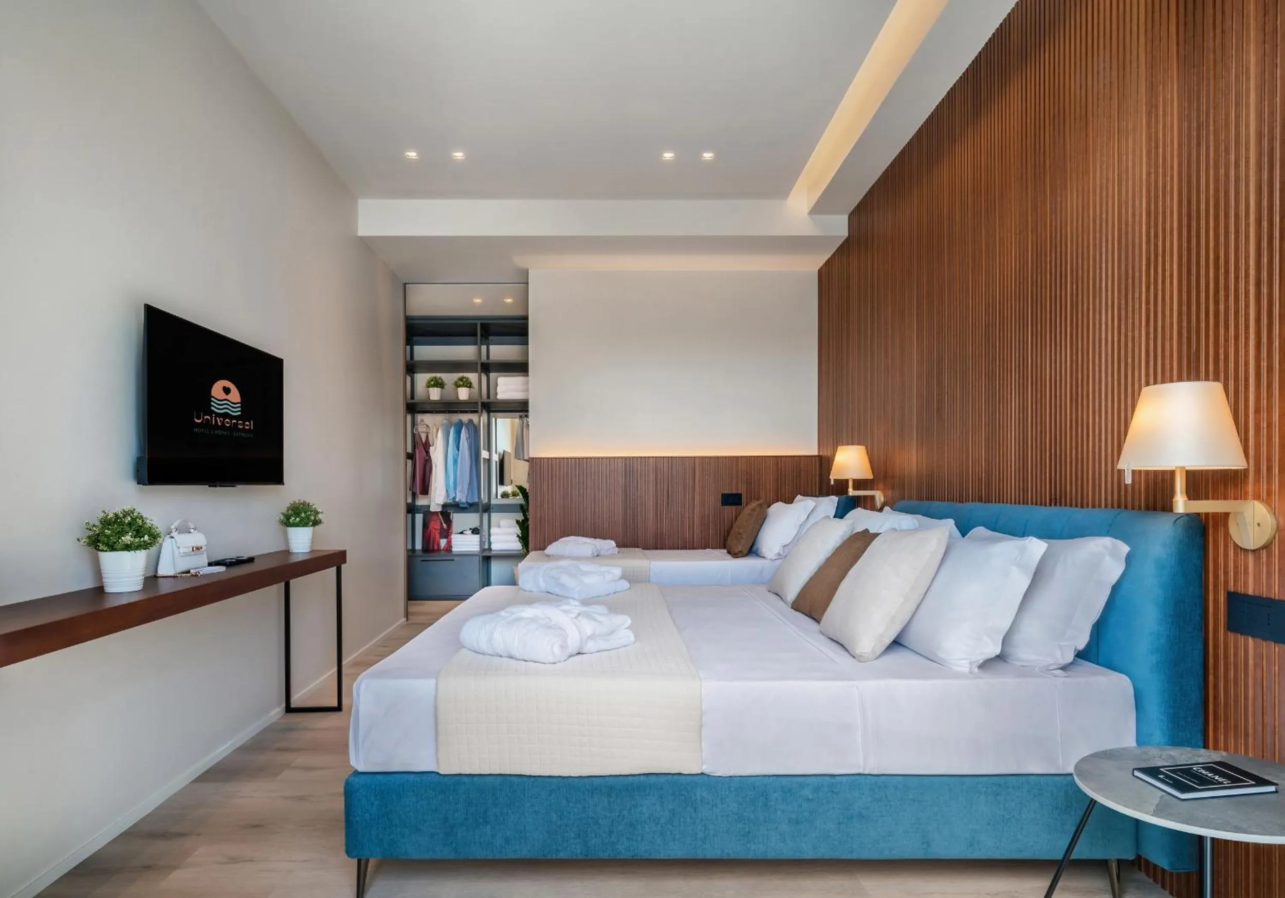 TV and multimedia, Bed in Hotel Universal