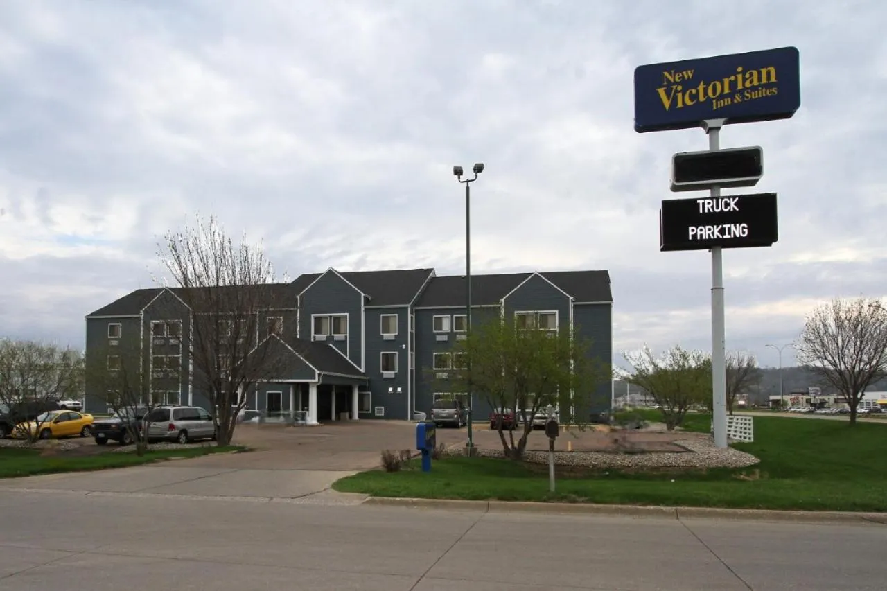 Property building in New Victorian Inn - Sioux City