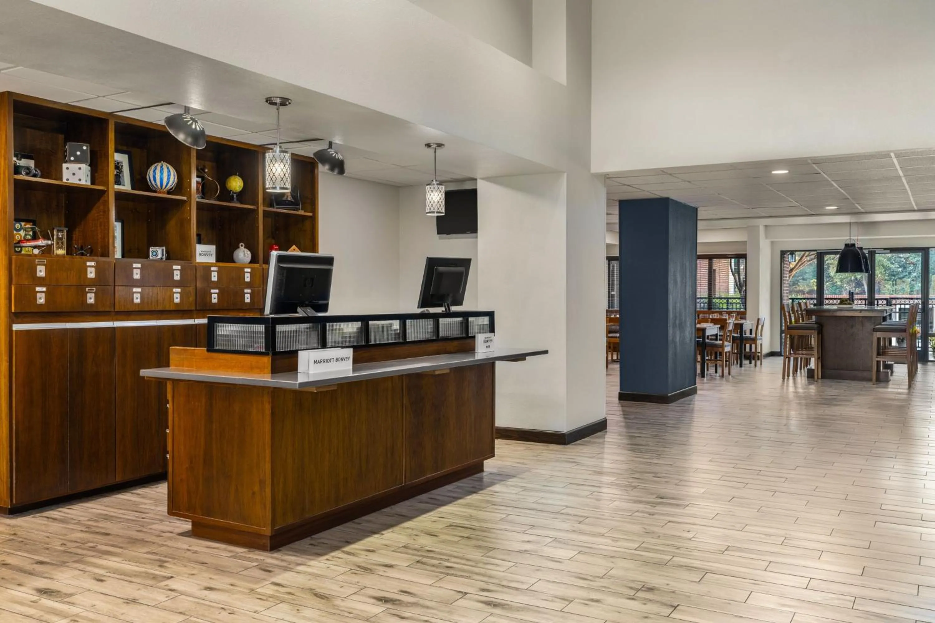 Lobby or reception in Four Points by Sheraton Greensboro Airport