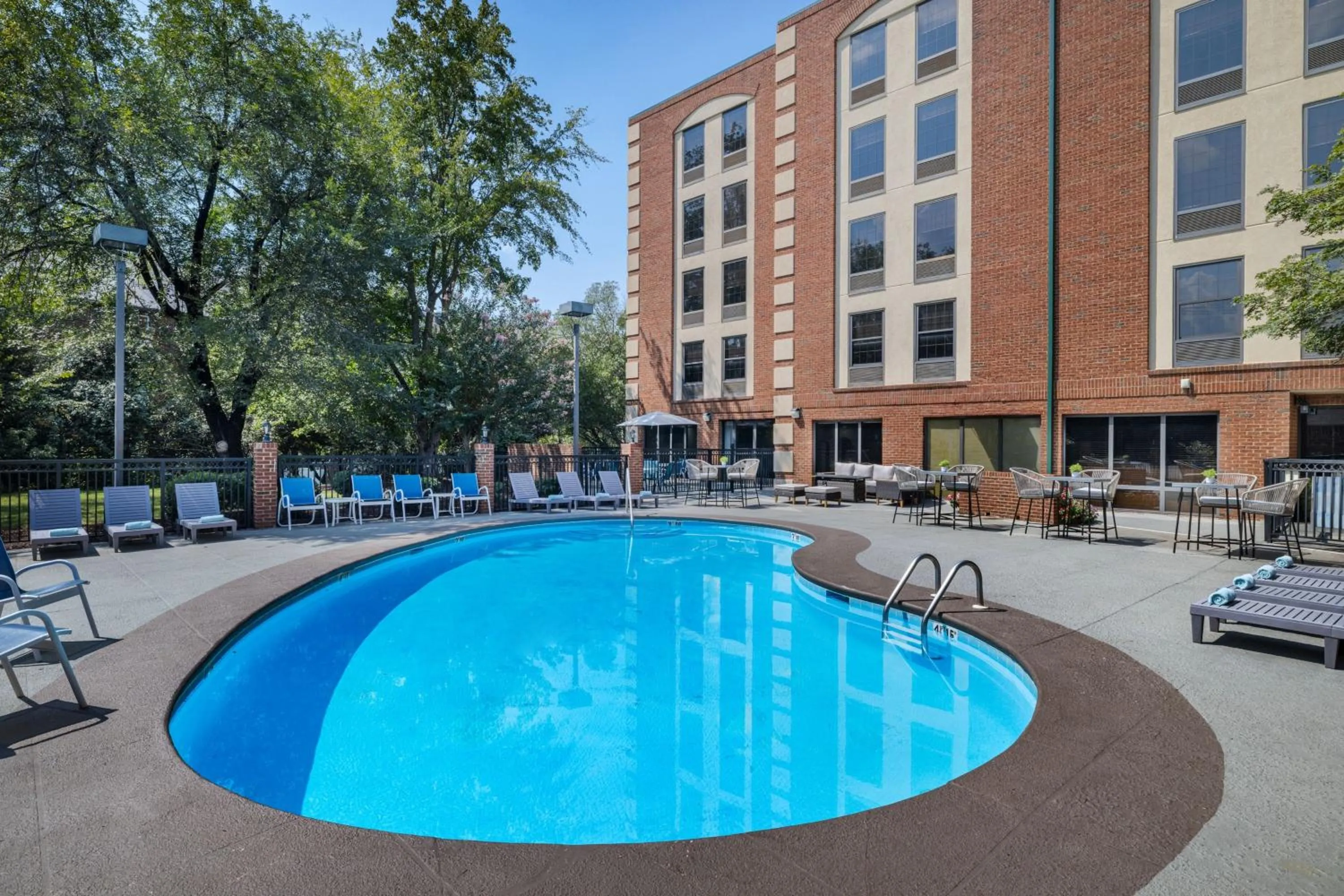 Swimming pool in Four Points by Sheraton Greensboro Airport