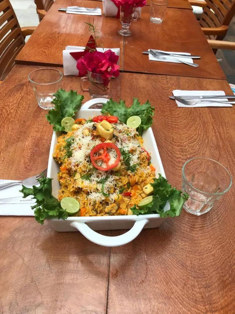 Restaurant/places to eat in Peru Star Apart-Hotel