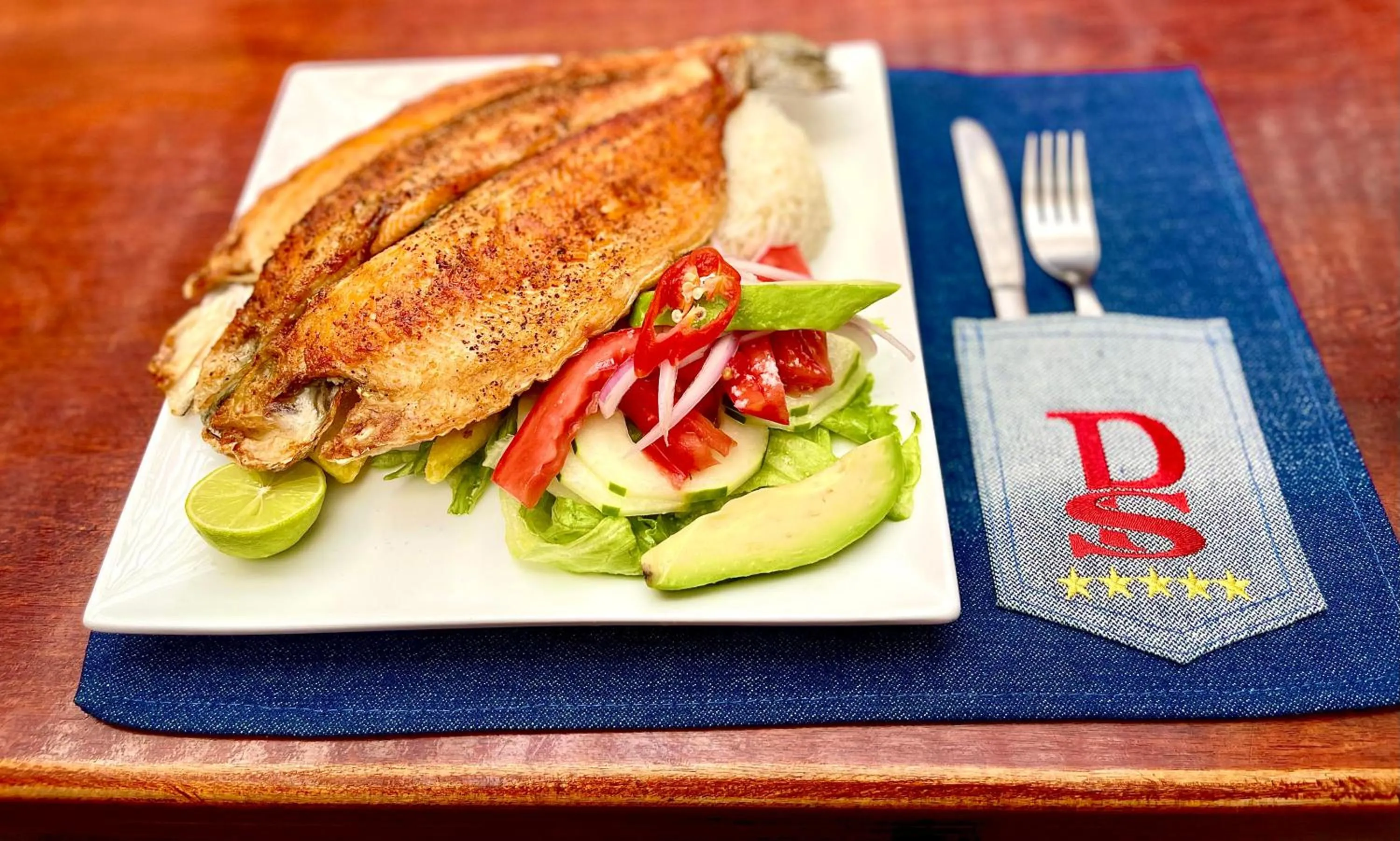 Restaurant/places to eat in Peru Star Apart-Hotel