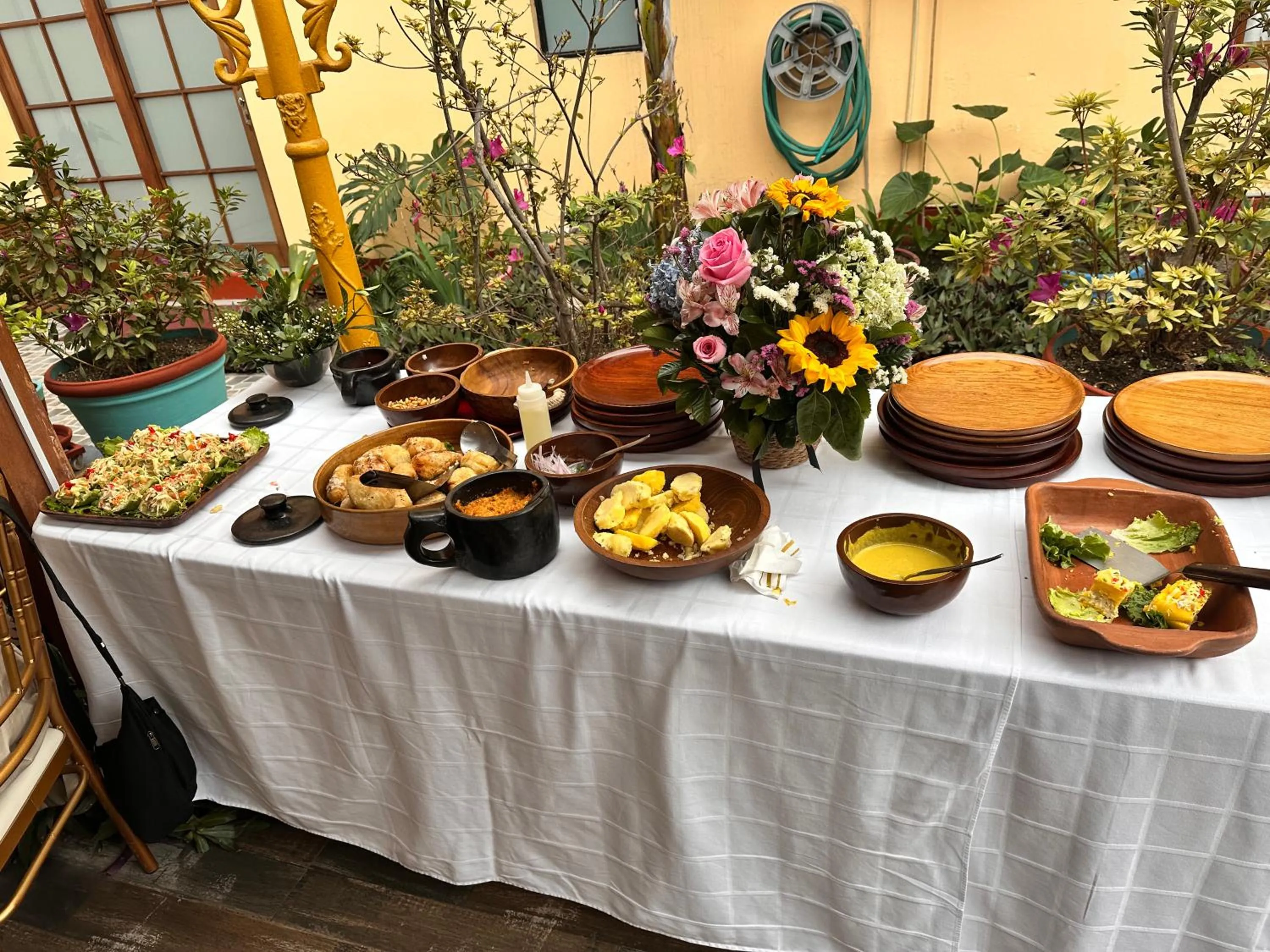 Restaurant/places to eat in Peru Star Apart-Hotel