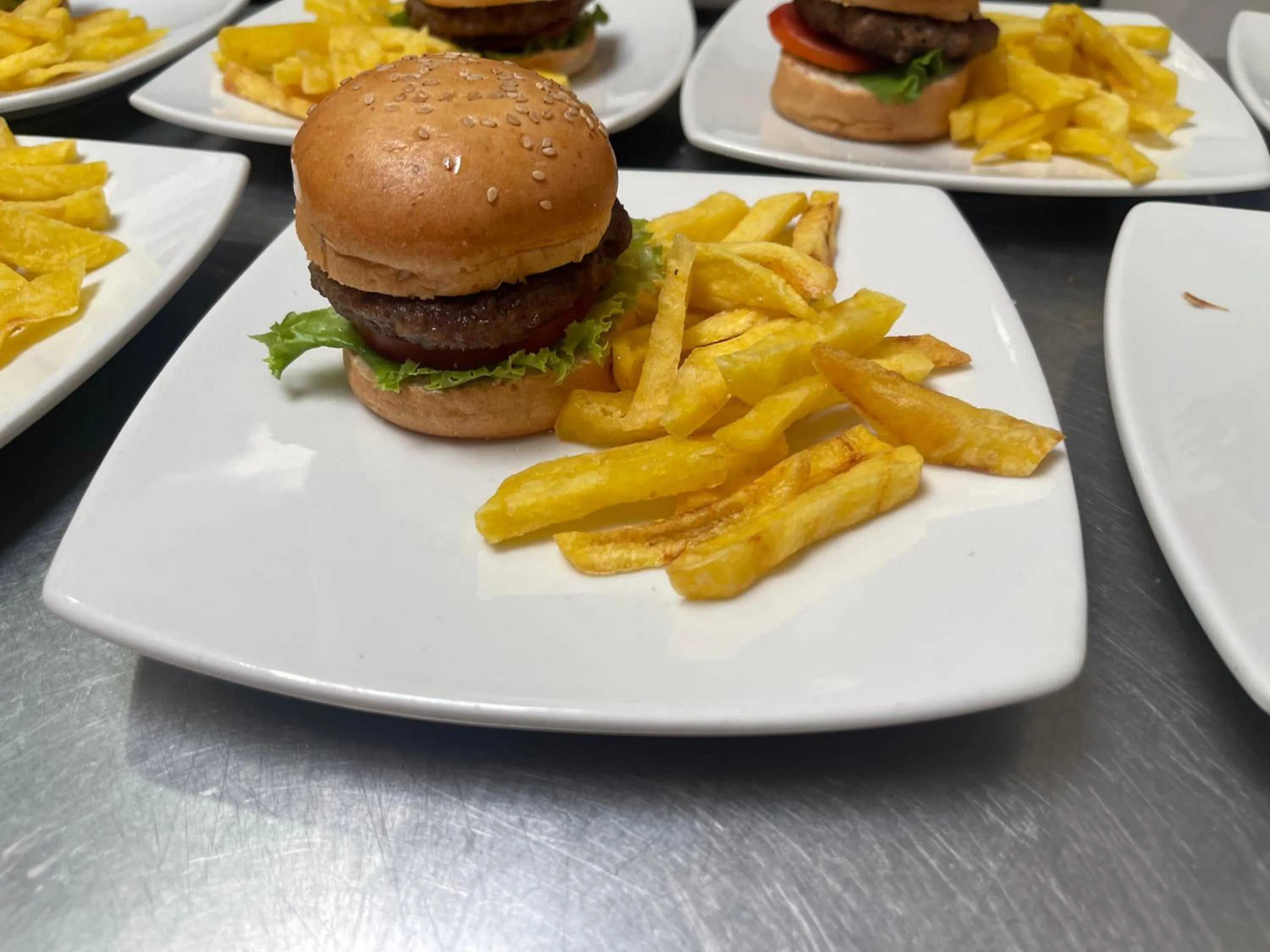 Restaurant/places to eat in Peru Star Apart-Hotel