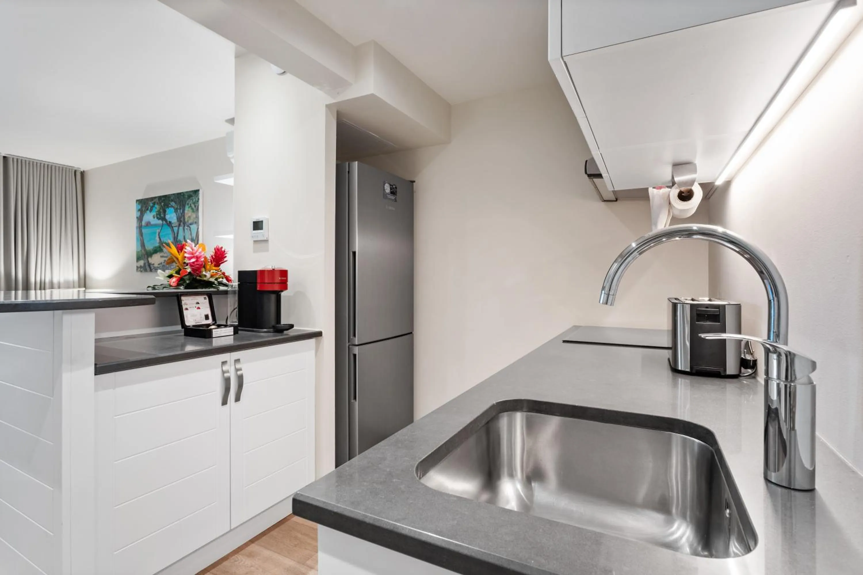 Coffee/tea facilities in Grand Case Beach Club