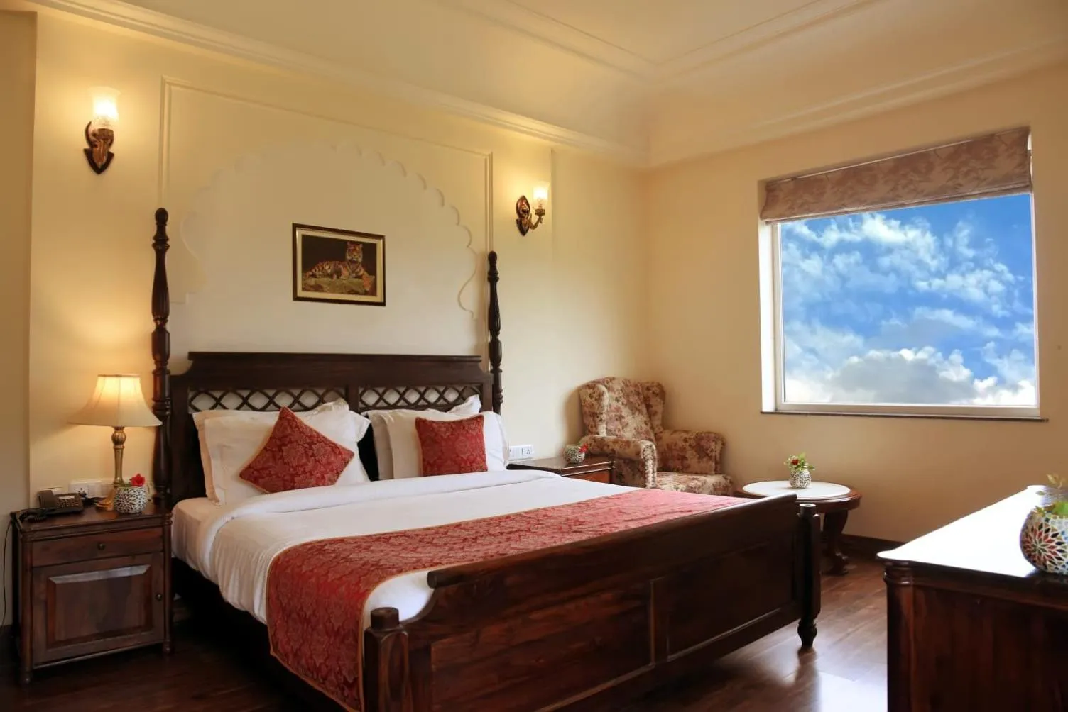 Bed in WelcomHeritage Mount Valley Resort Ranthambore