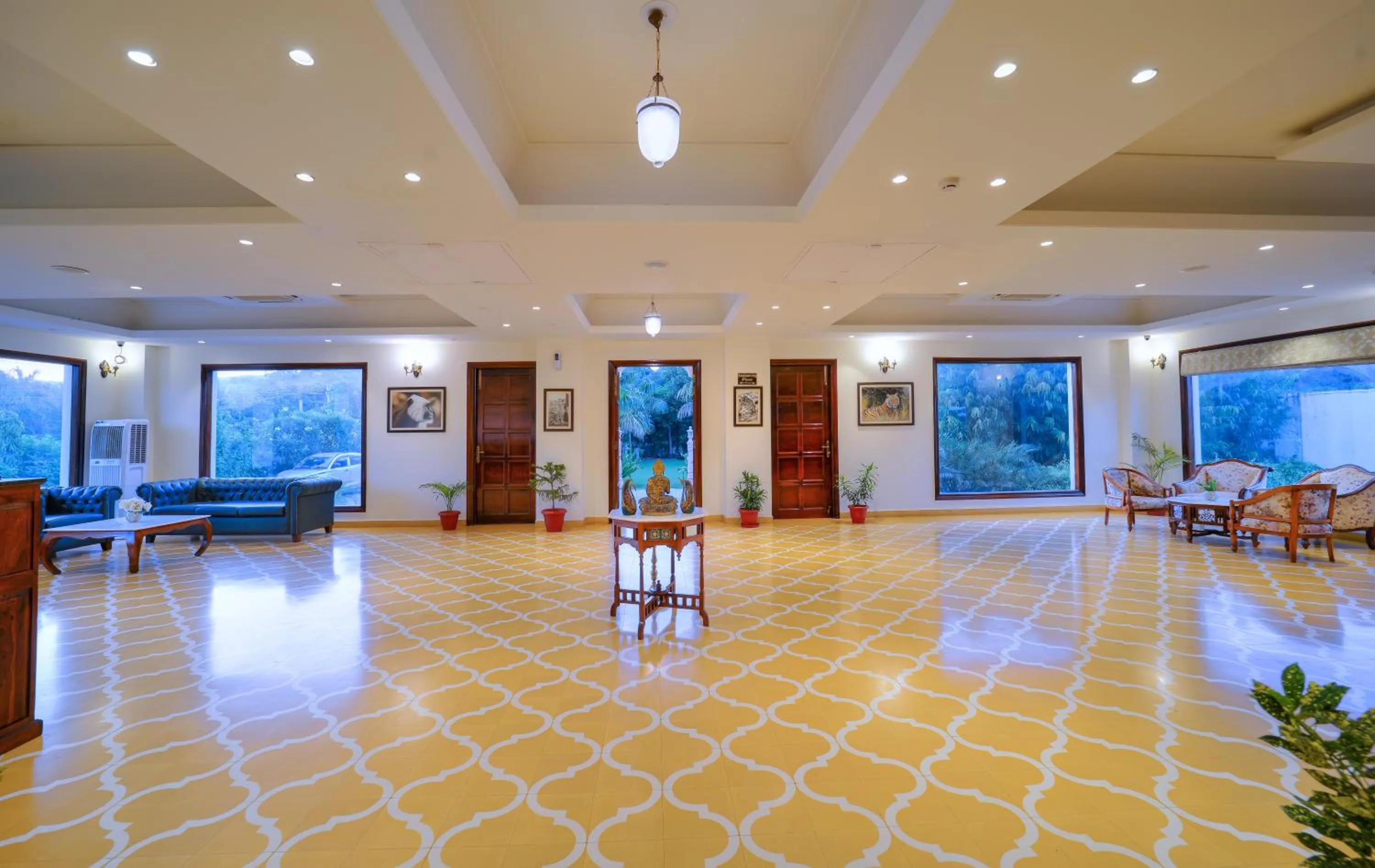 Lobby or reception in WelcomHeritage Mount Valley Resort Ranthambore