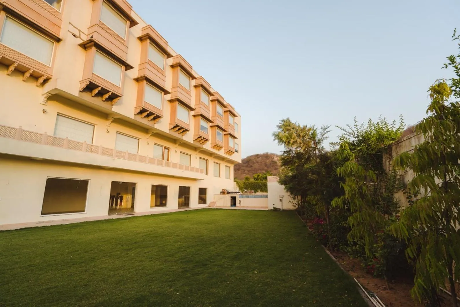 Property building in WelcomHeritage Mount Valley Resort Ranthambore