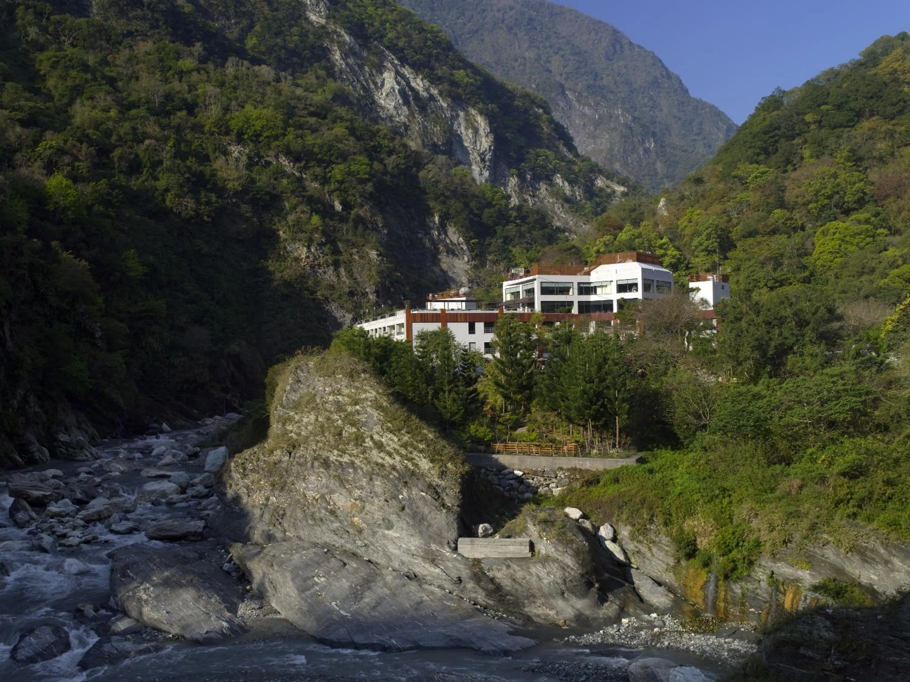 Facade/entrance in Silks Place Taroko Hotel