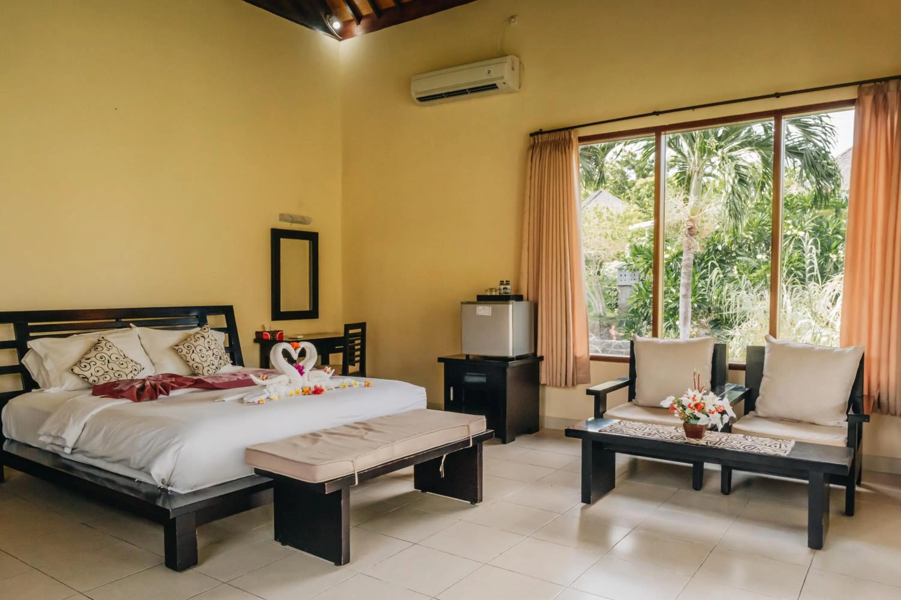 Bedroom, Bed in Ocean View Tulamben Dive & Resort