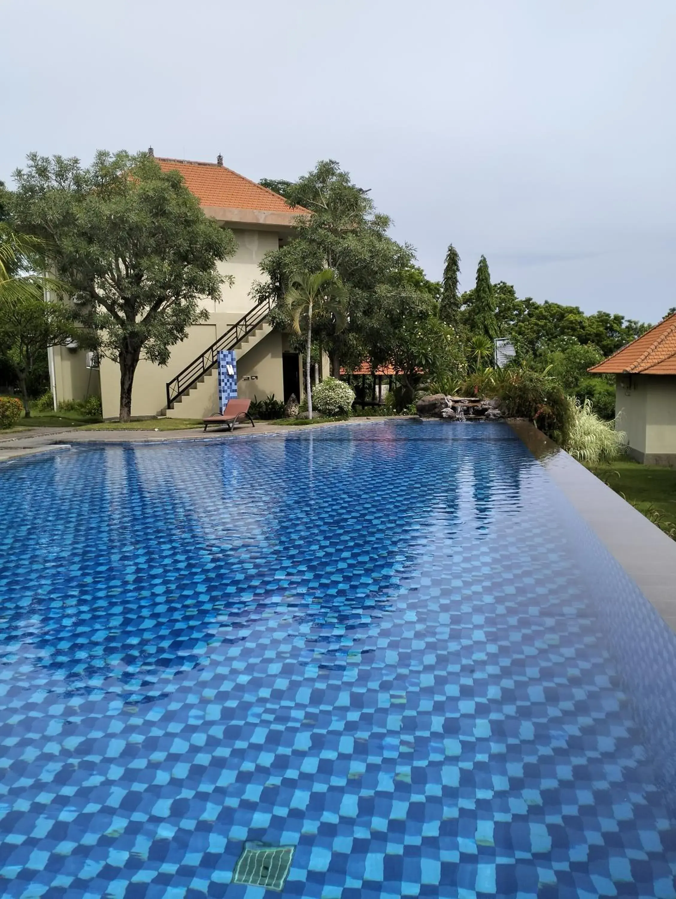 Family Room in Ocean View Tulamben Dive & Resort Family Room in Ocean View Tulamben Dive & Resort