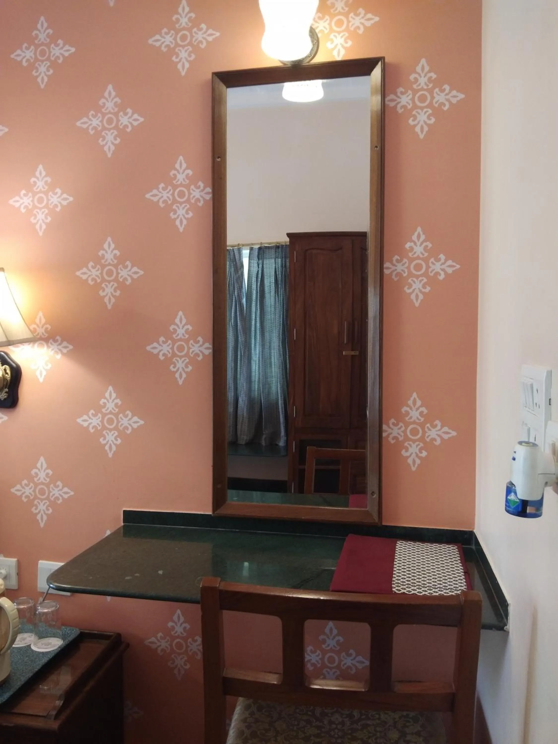 room service in Hotel Jai Niwas