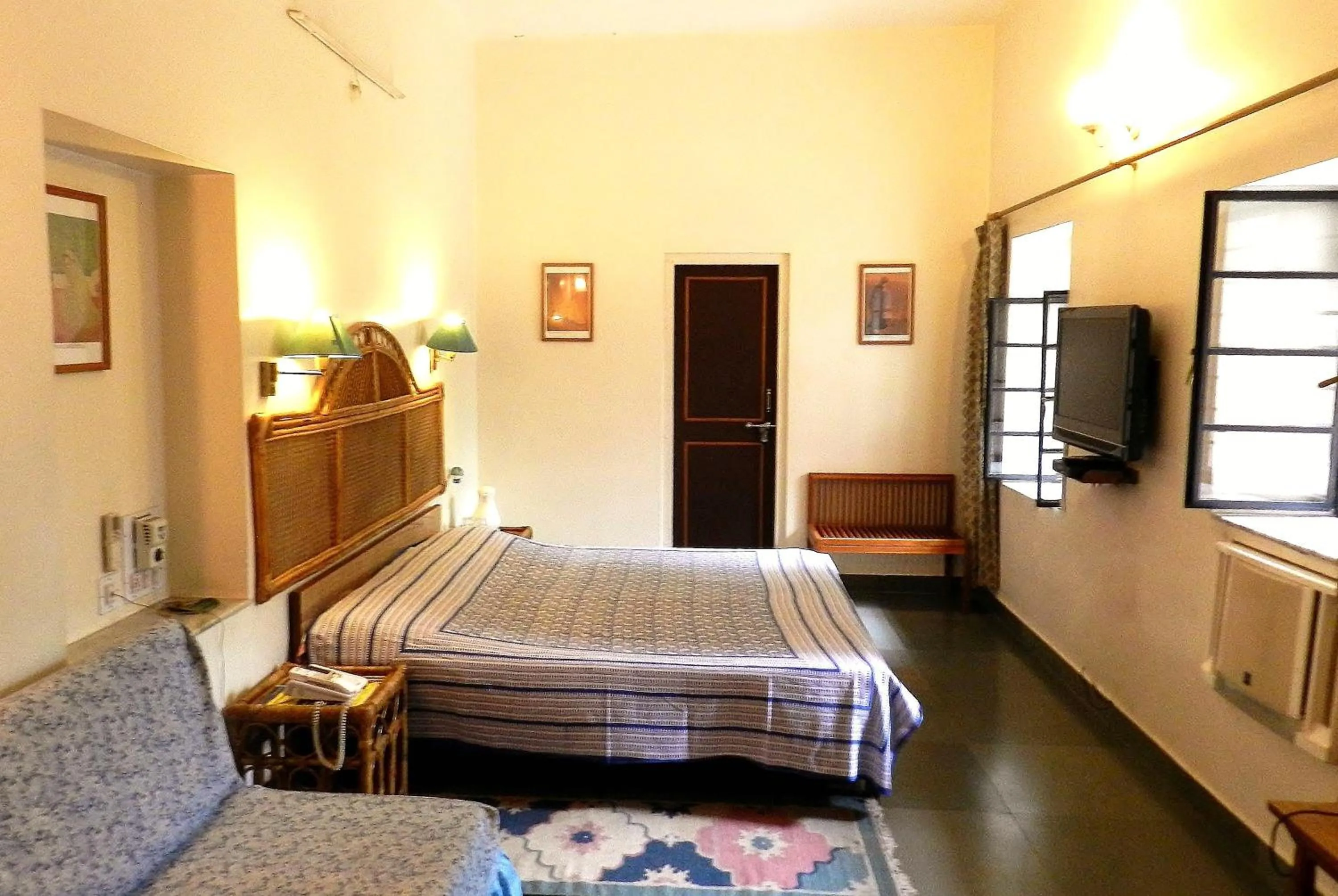 Photo of the whole room, Bed in Hotel Jai Niwas